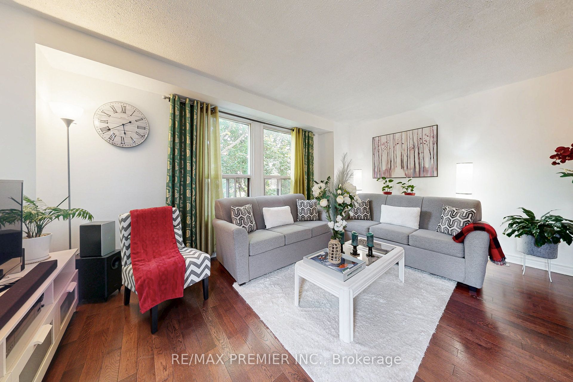 MLS #W12366886 image #4