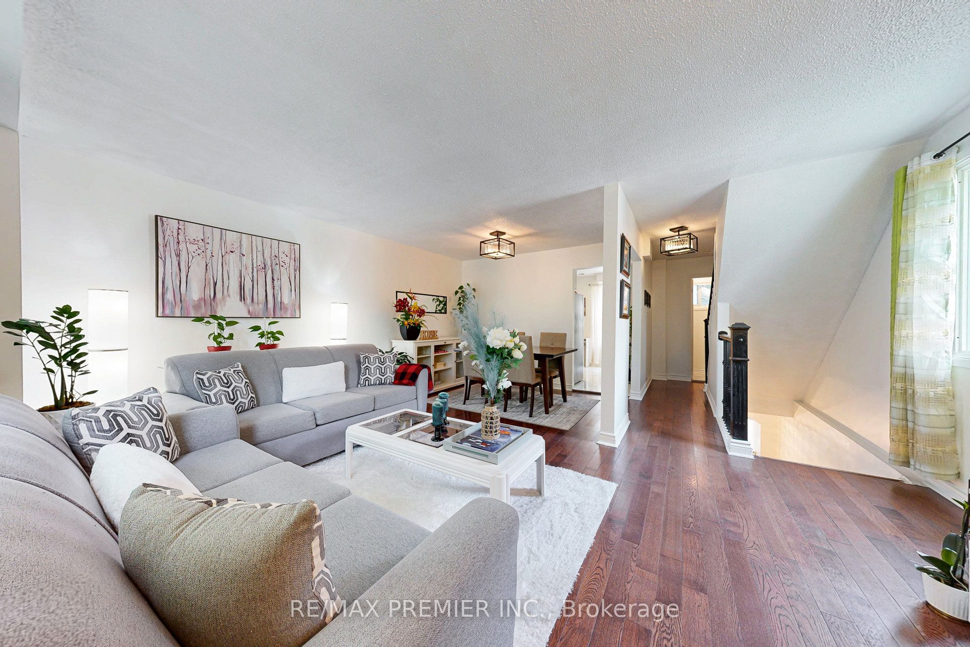 MLS #W12366886 image #5