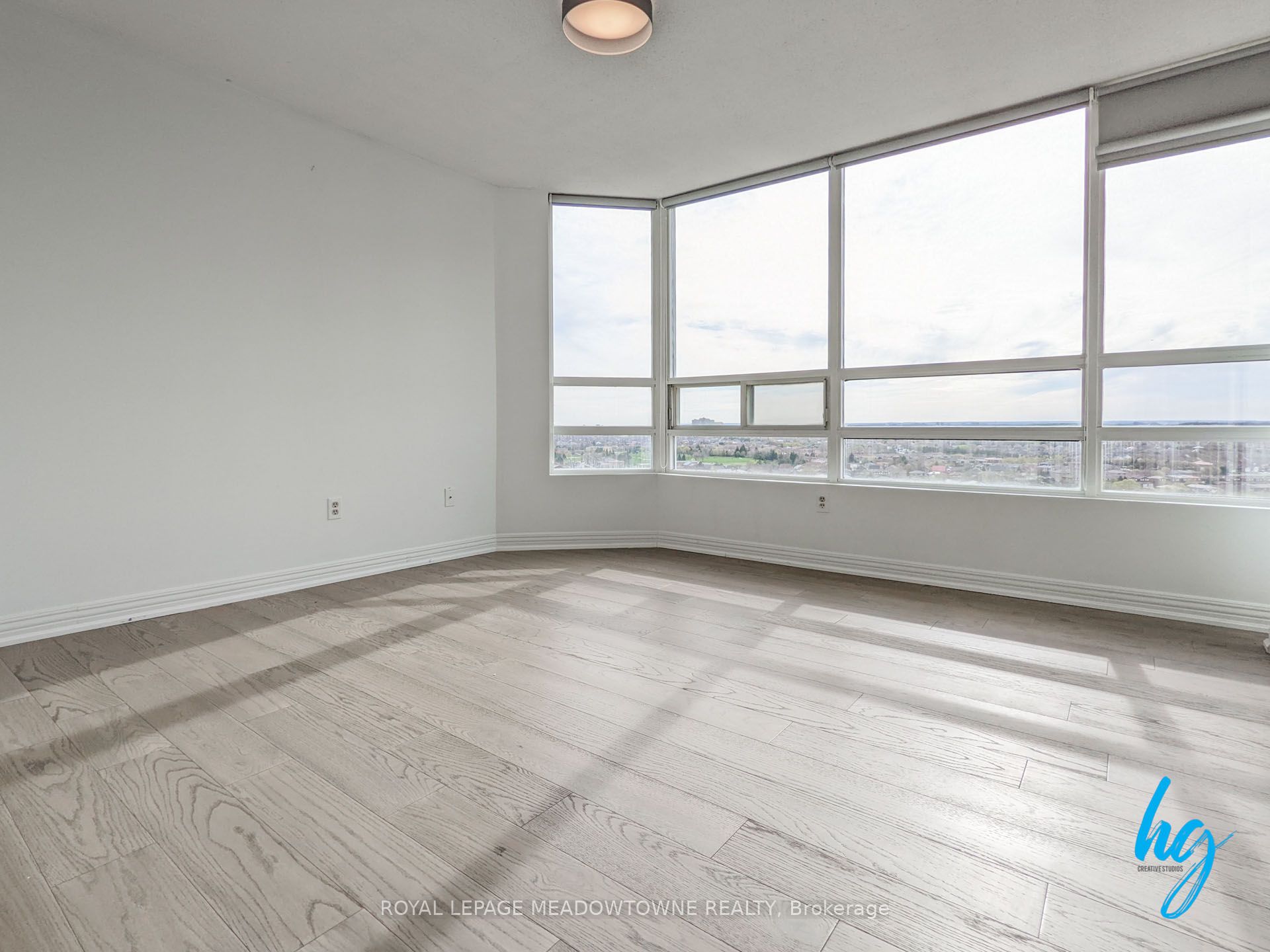 MLS #W12366984 image #7