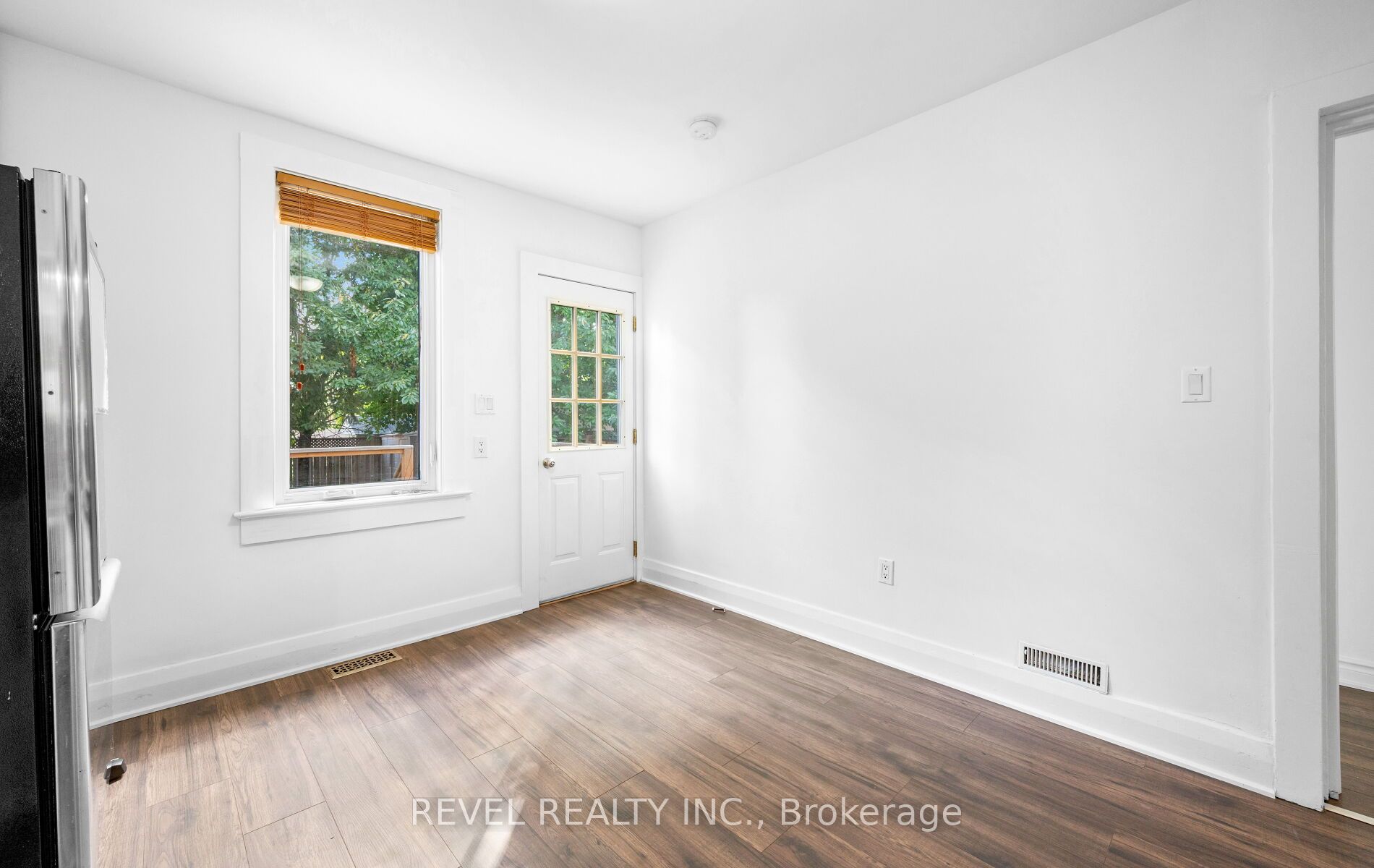 MLS #W12367303 image #11