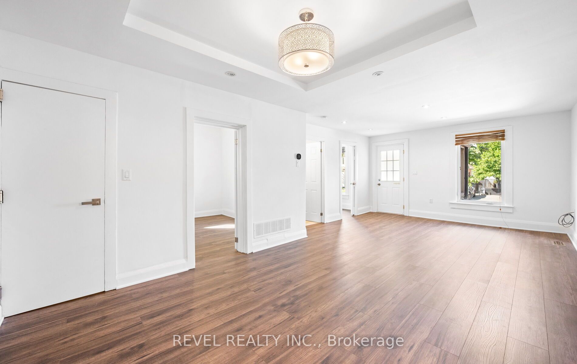 MLS #W12367303 image #6