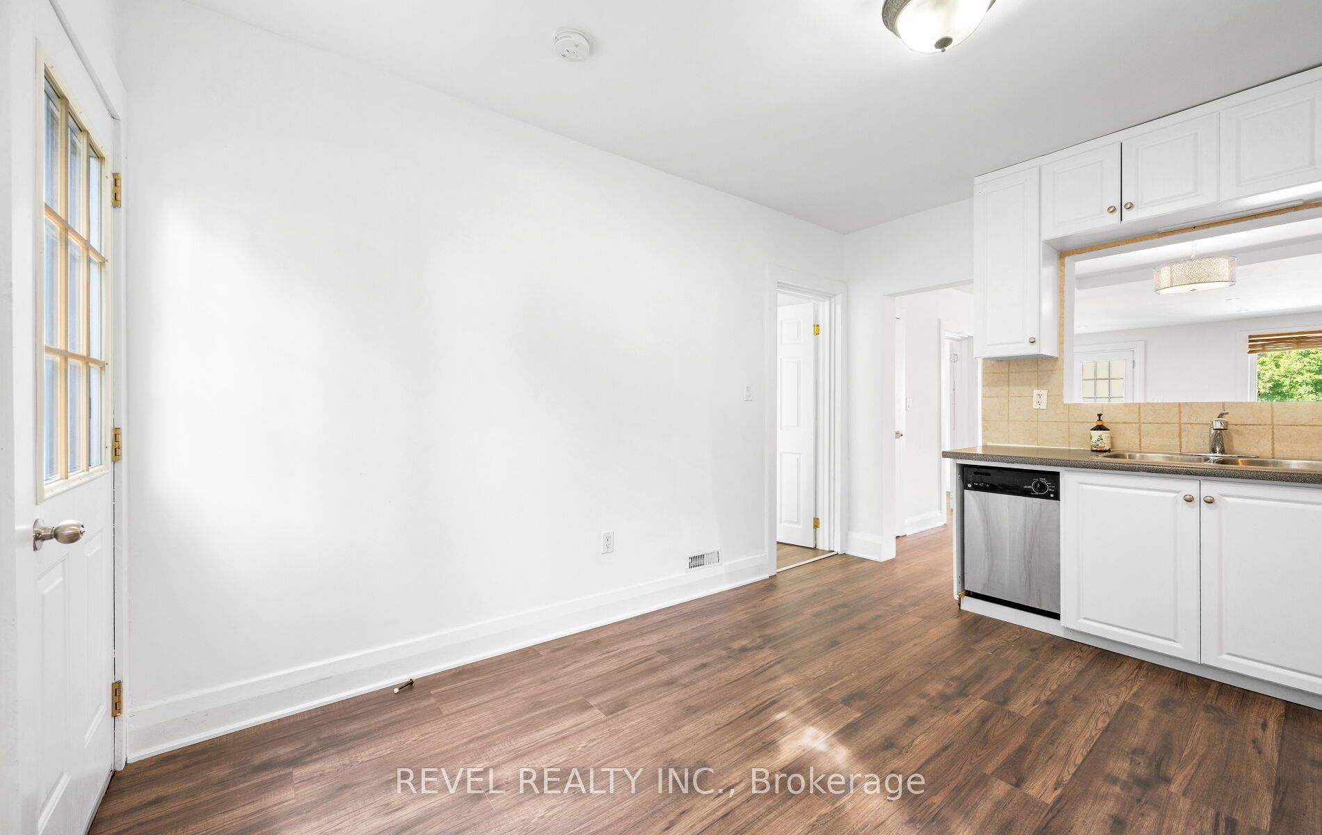 MLS #W12367303 image #9