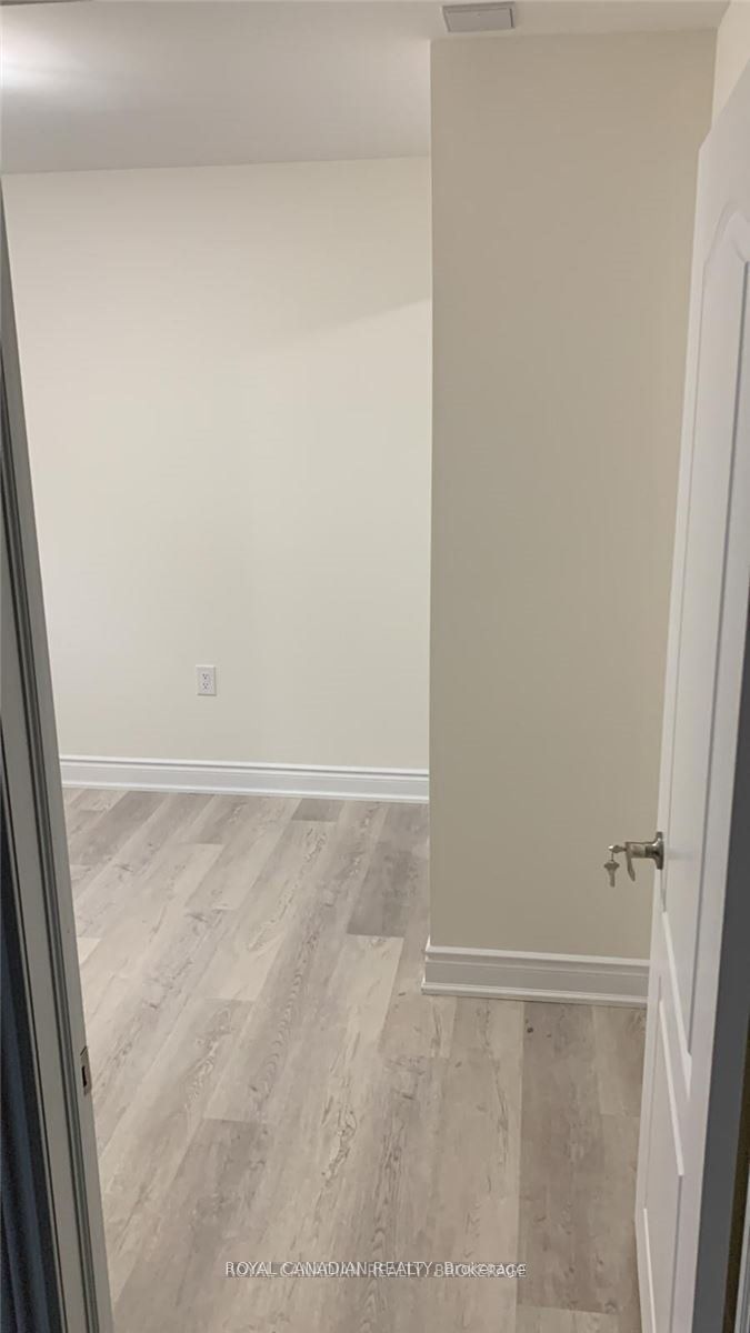 MLS #W12367340 image #4