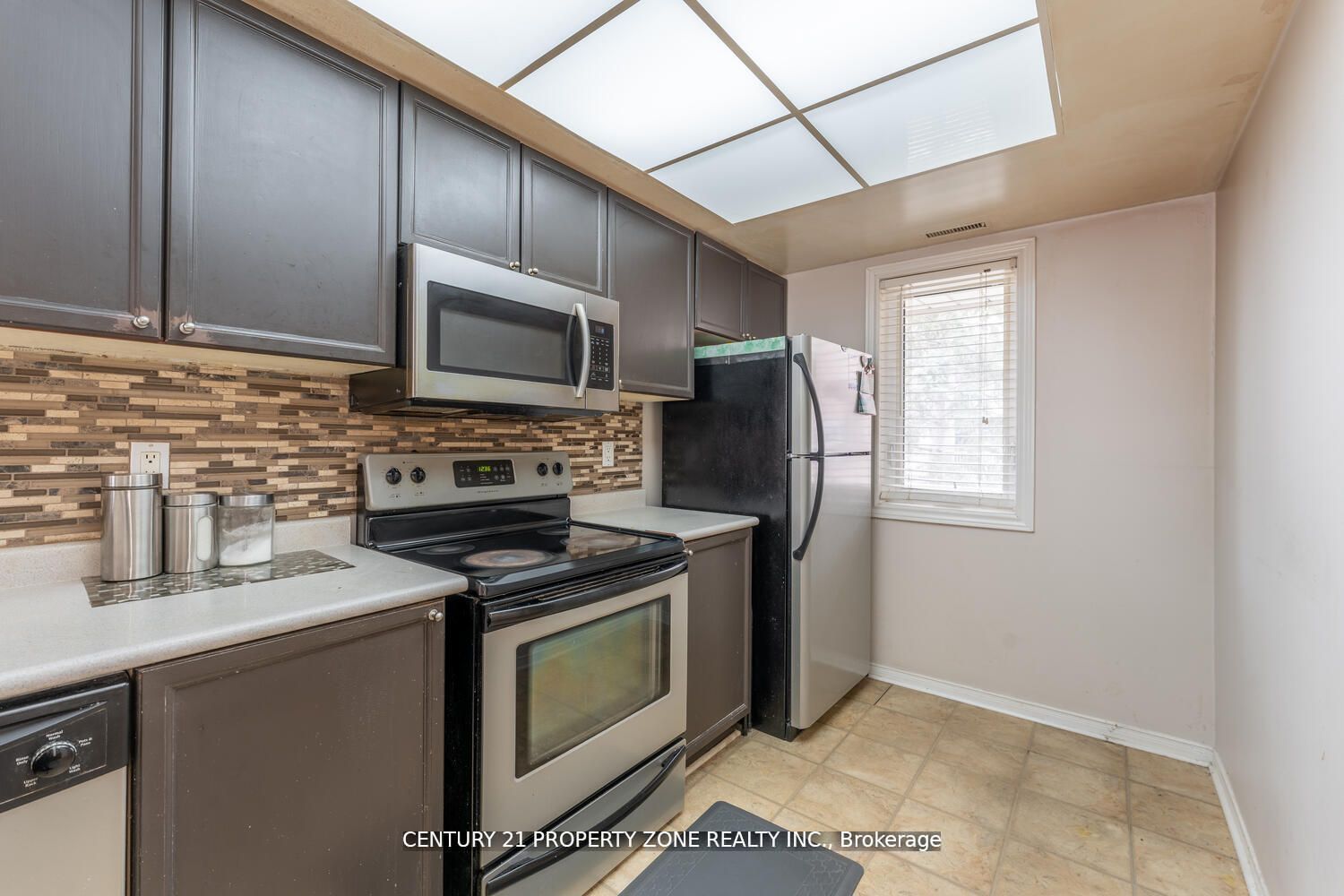 MLS #W12367395 image #10