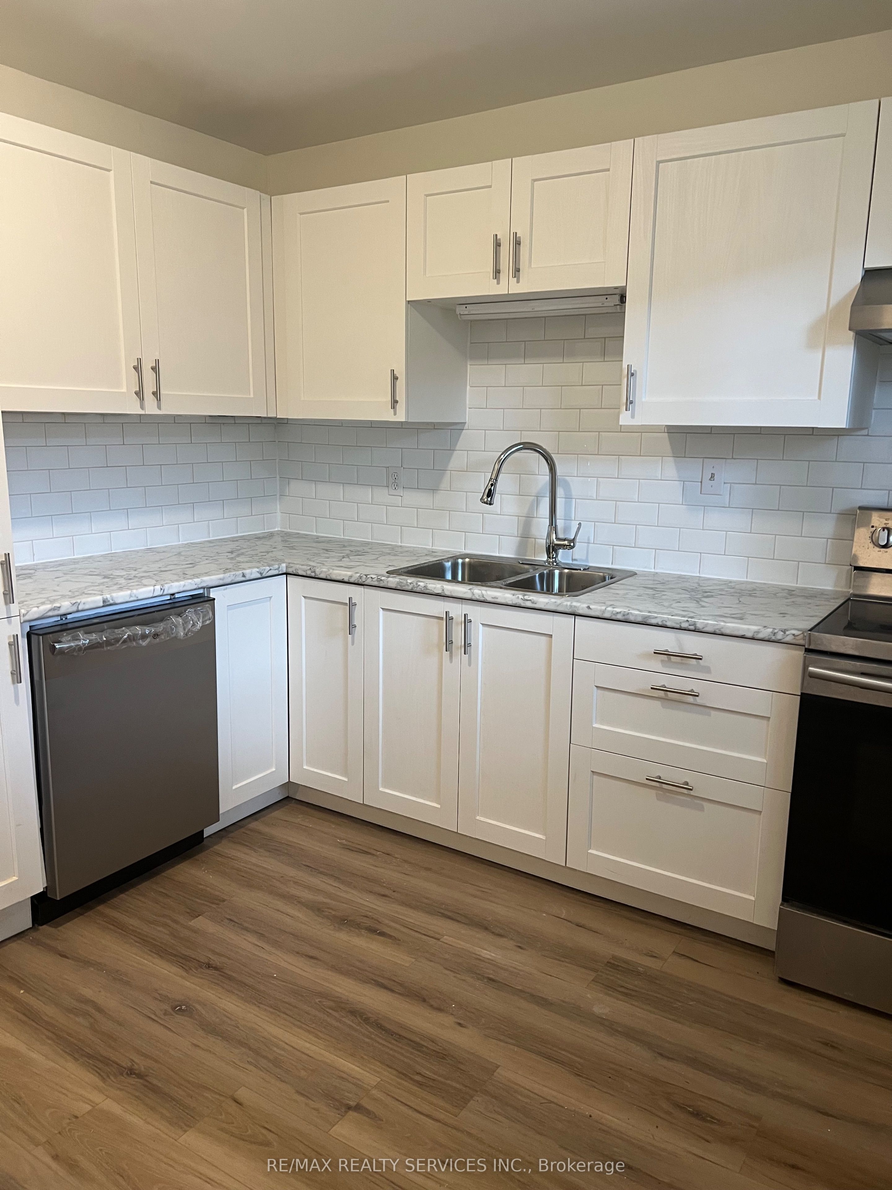 MLS #W12367812 image #1