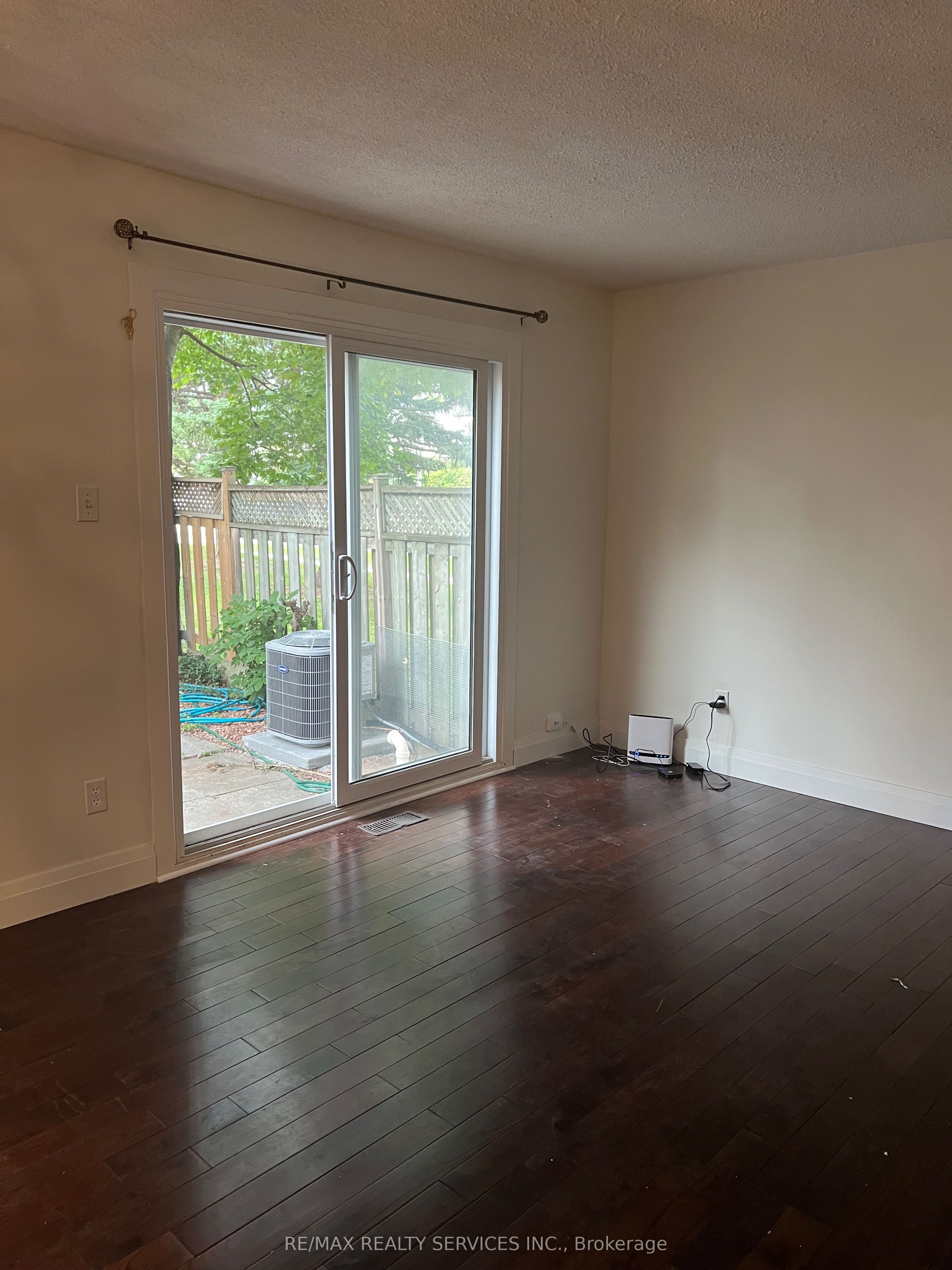 MLS #W12367812 image #5