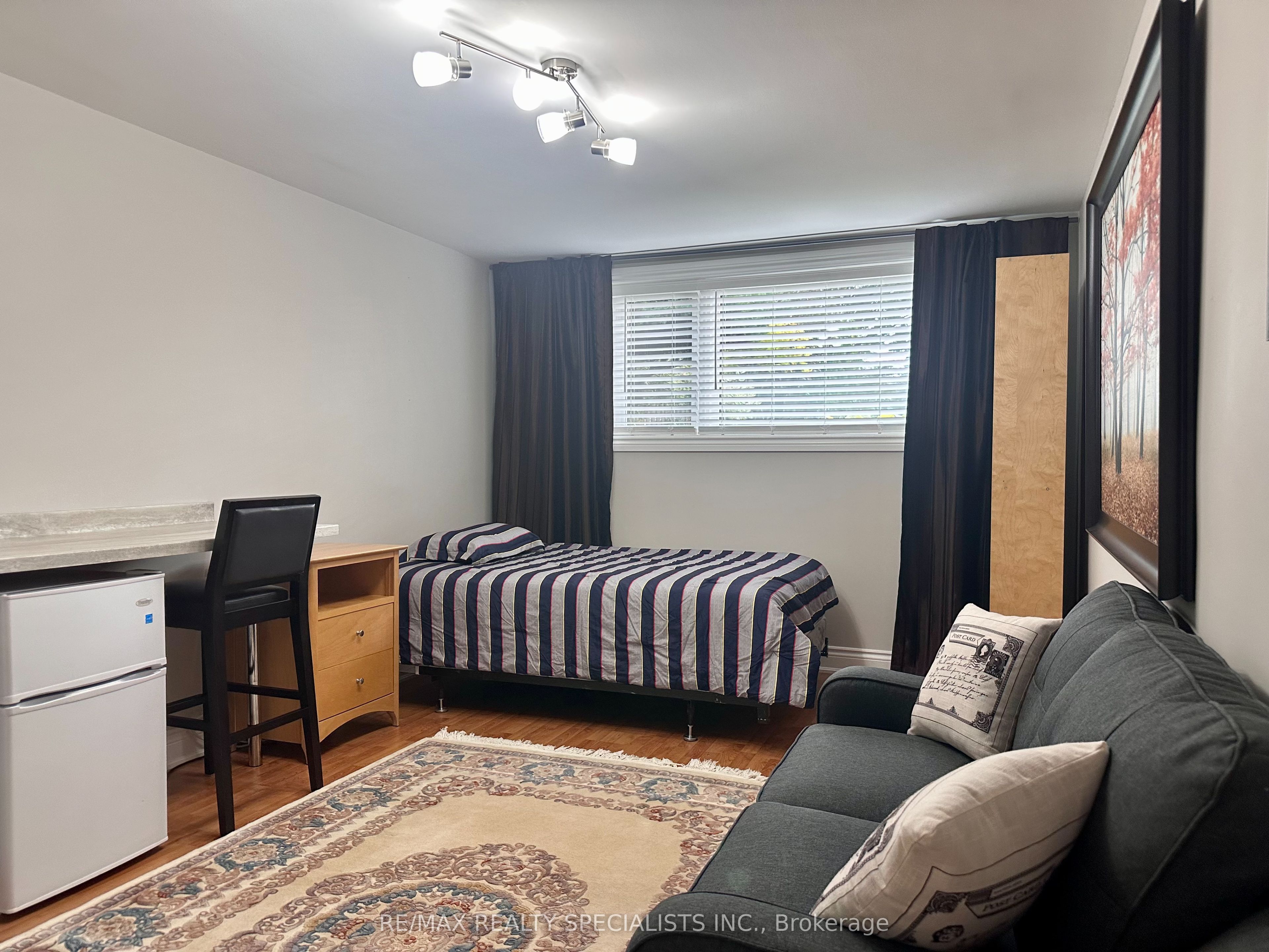 MLS #W12368041 image #5