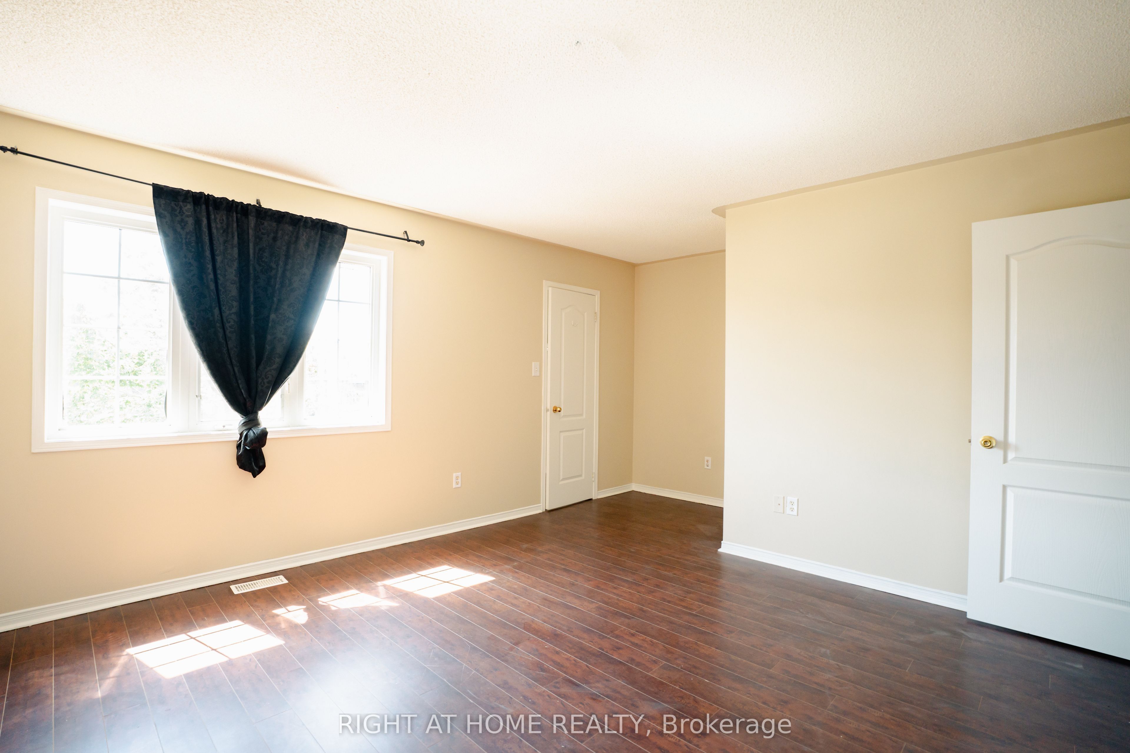 MLS #W12368364 image #17