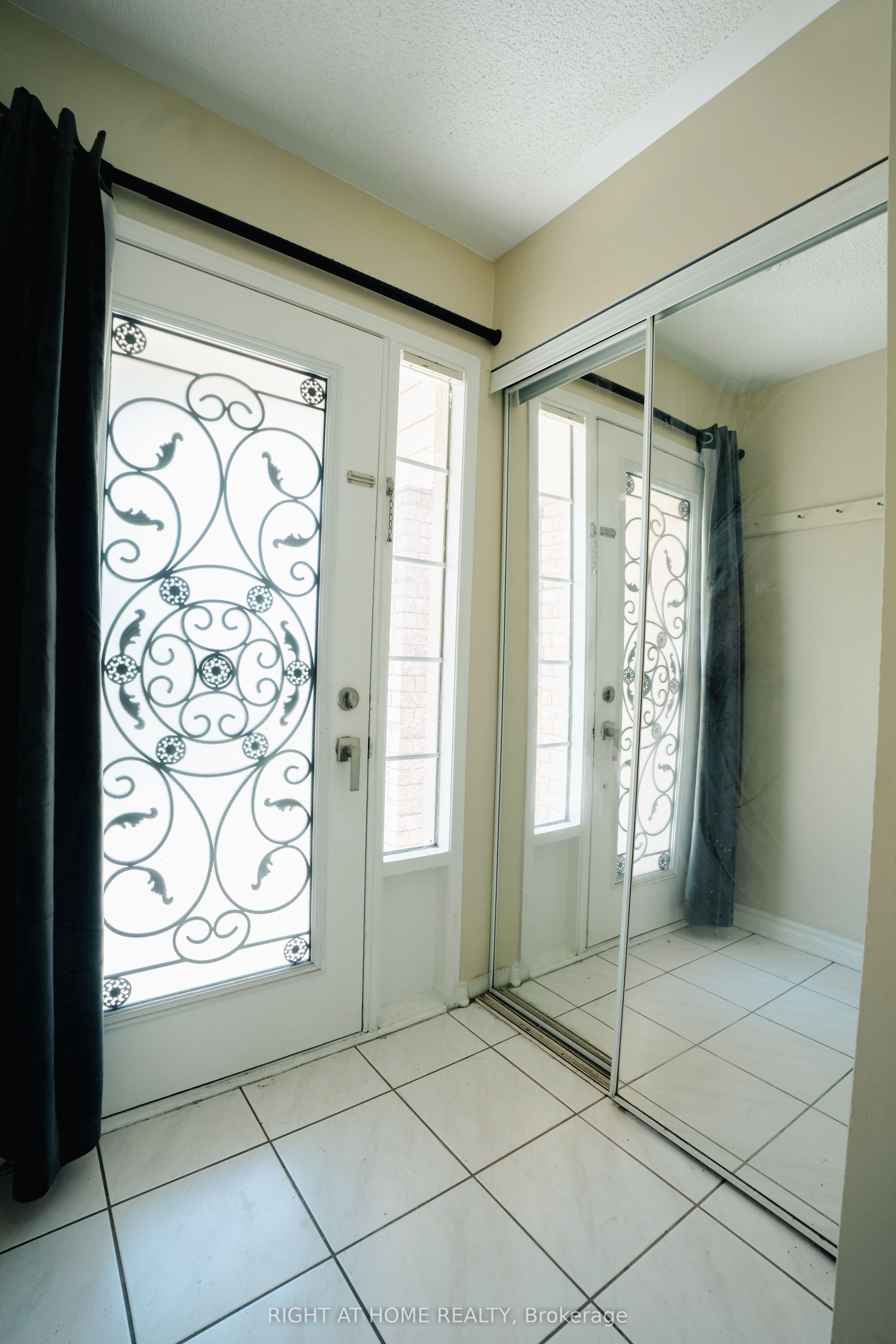 MLS #W12368364 image #4