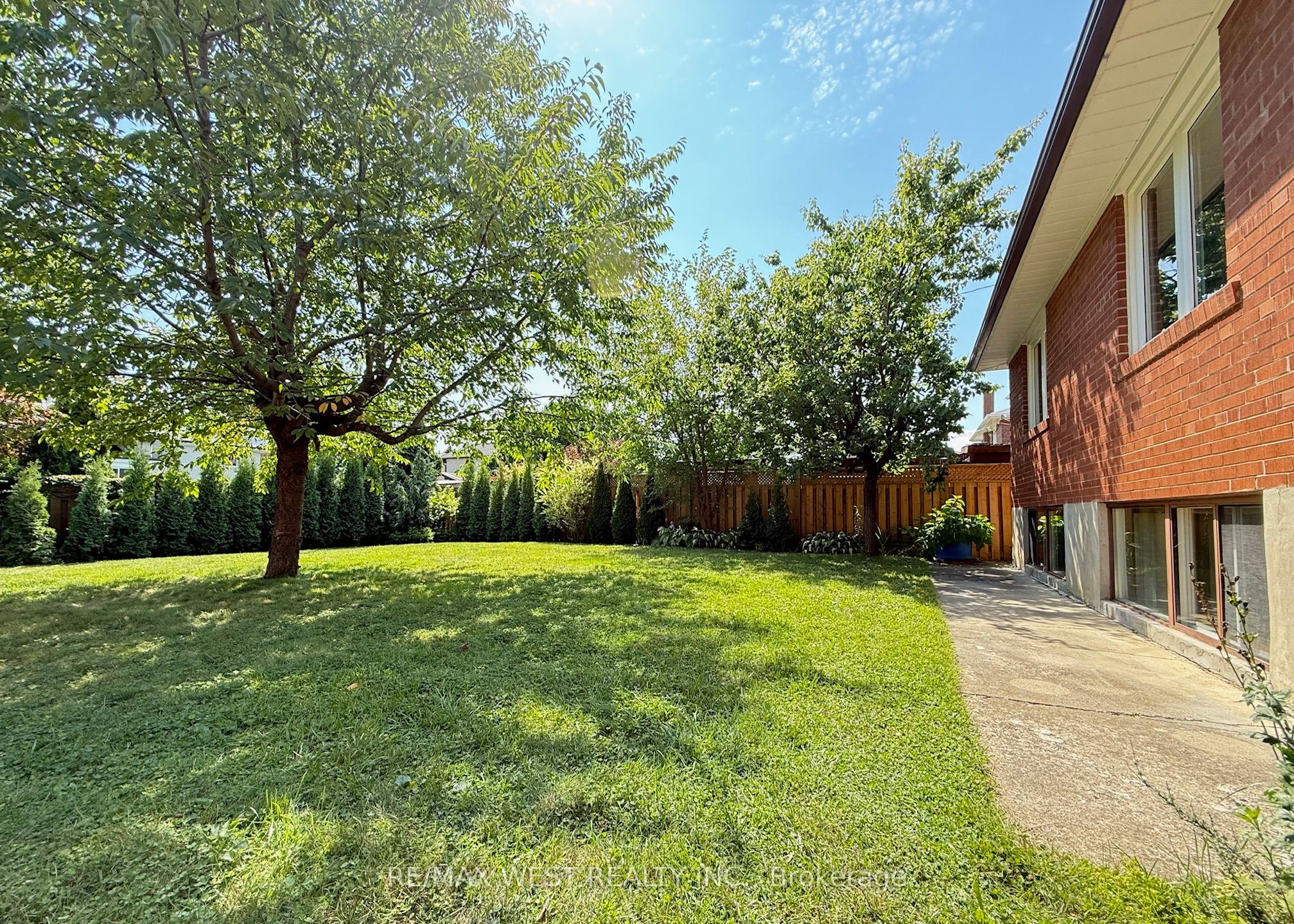 MLS #W12368492 image #8