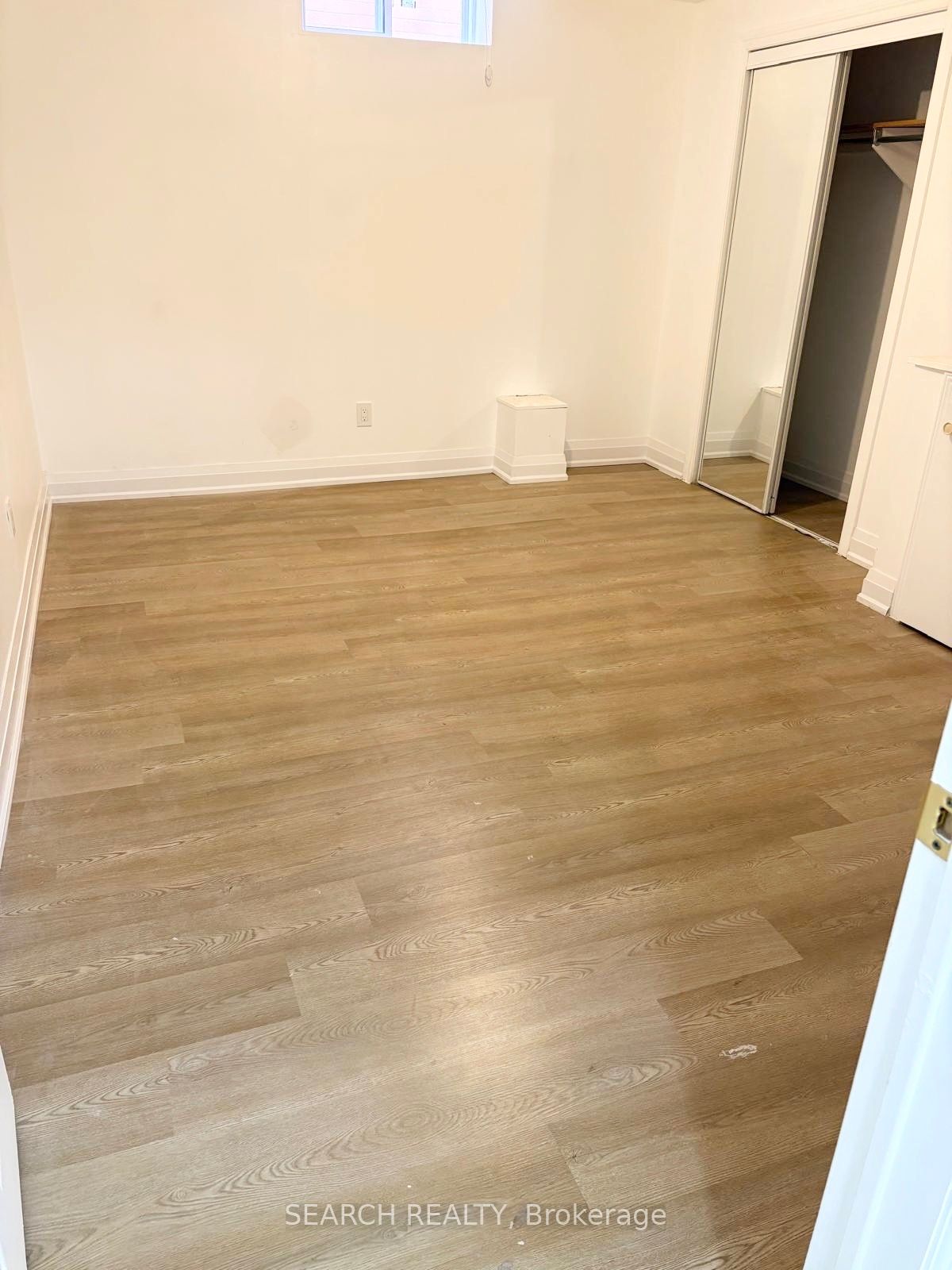 MLS #W12369263 image #4