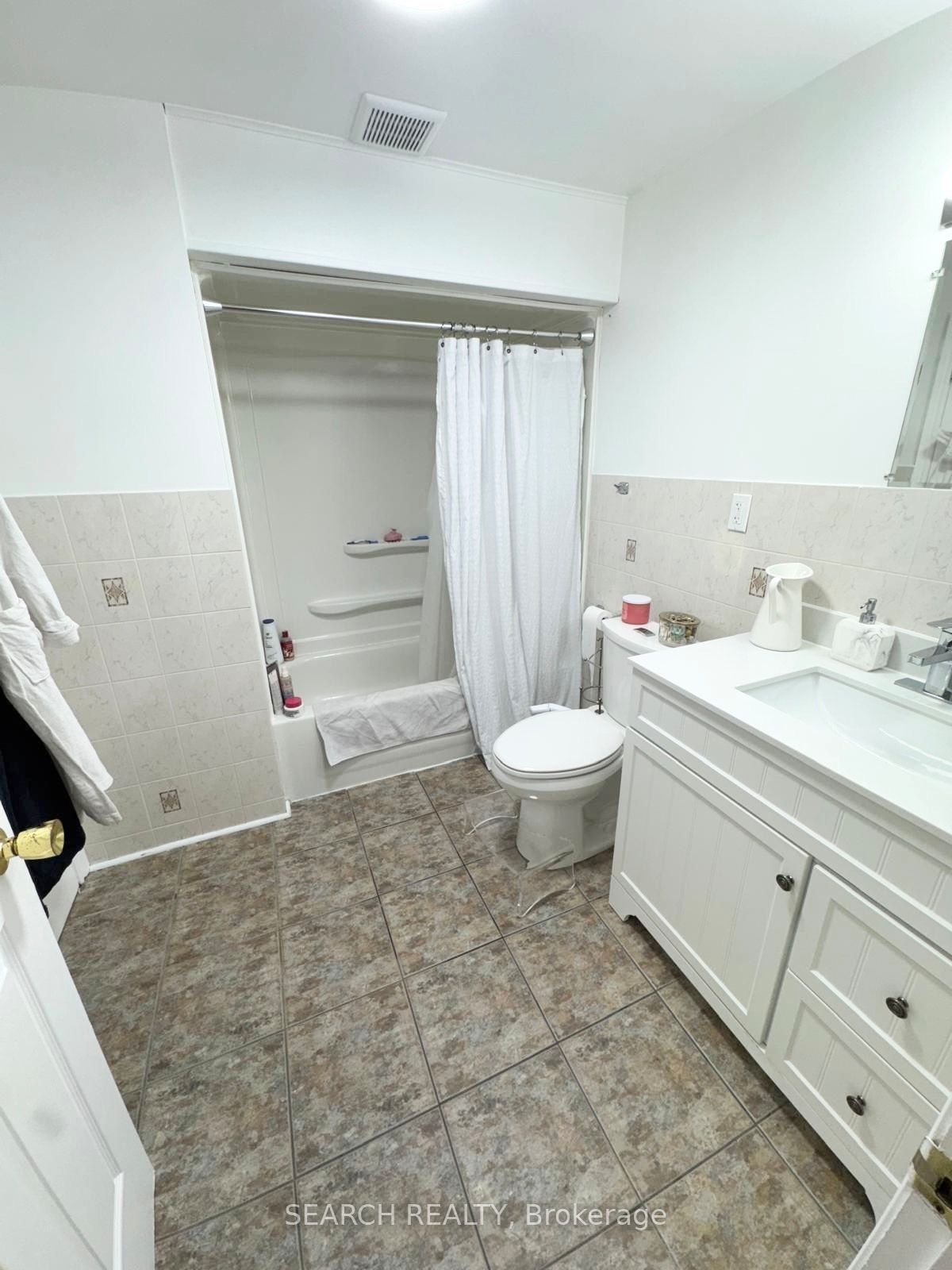 MLS #W12369263 image #5