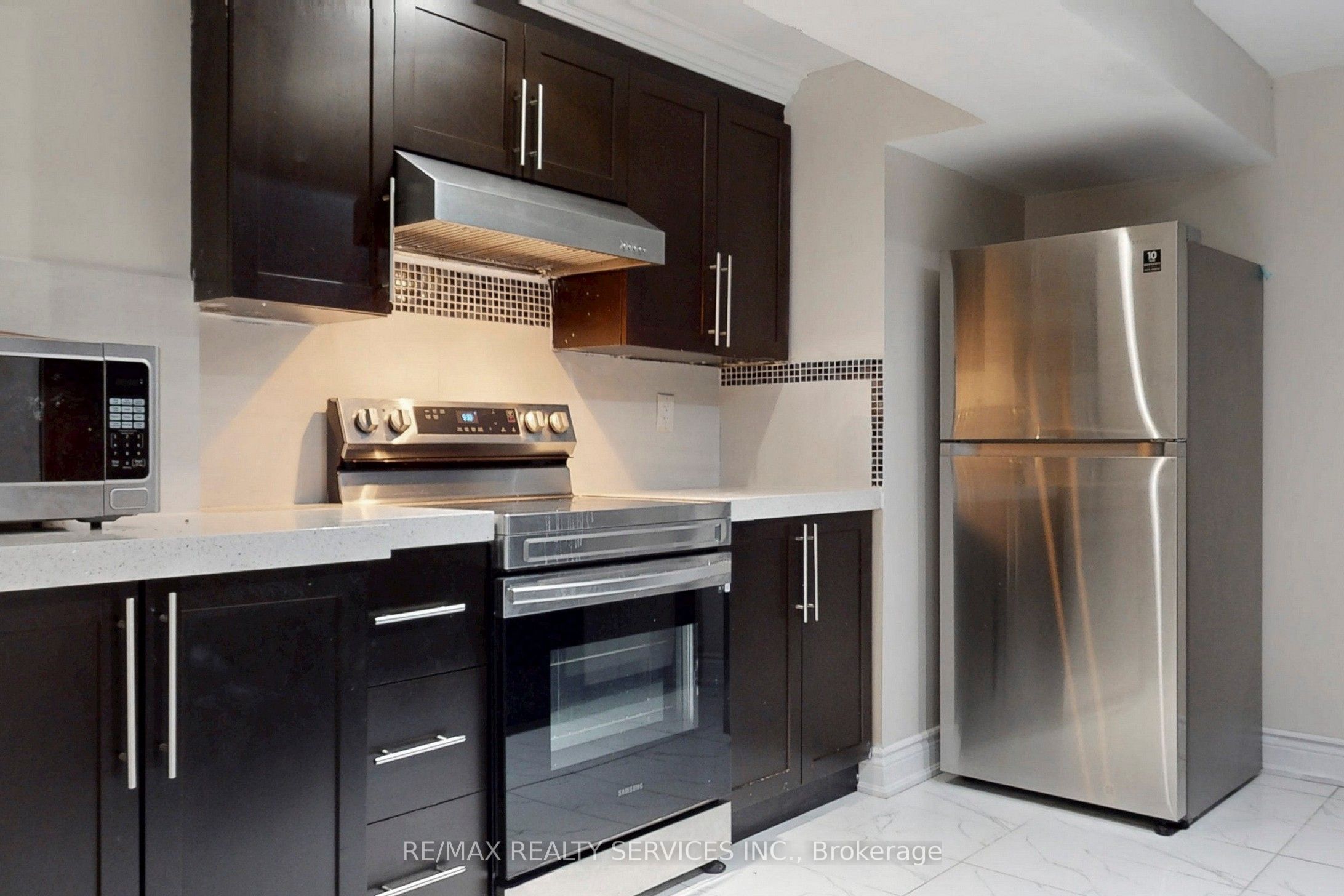 MLS #W12369271 image #11