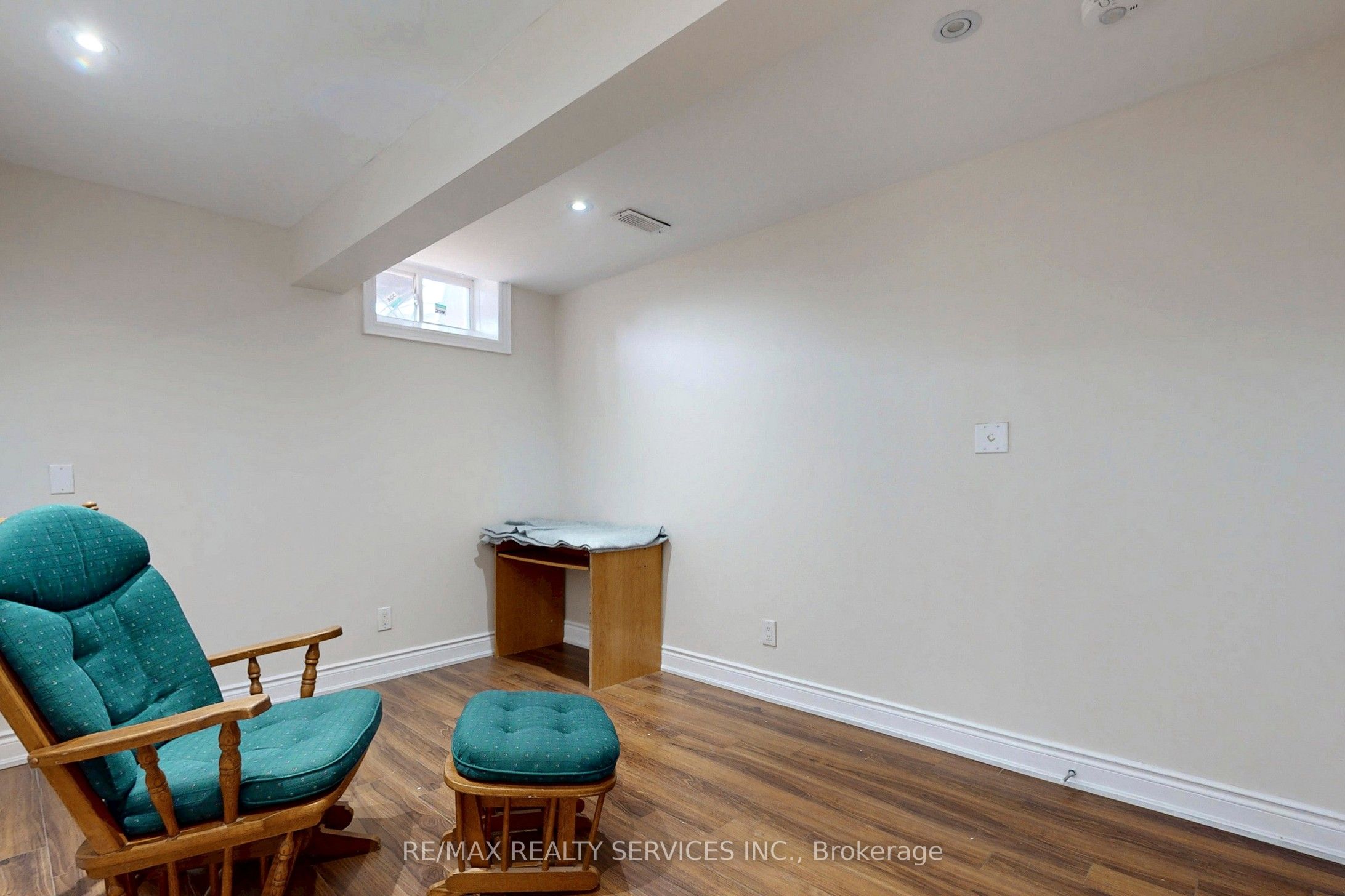 MLS #W12369271 image #16