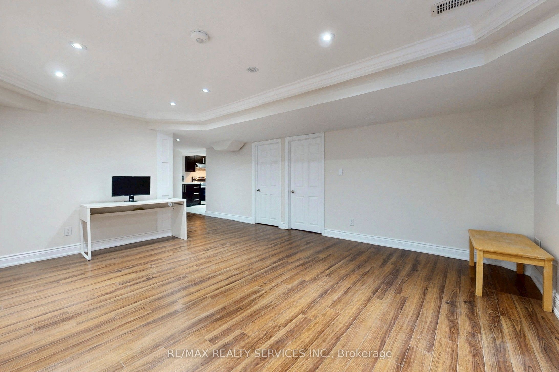 MLS #W12369271 image #8