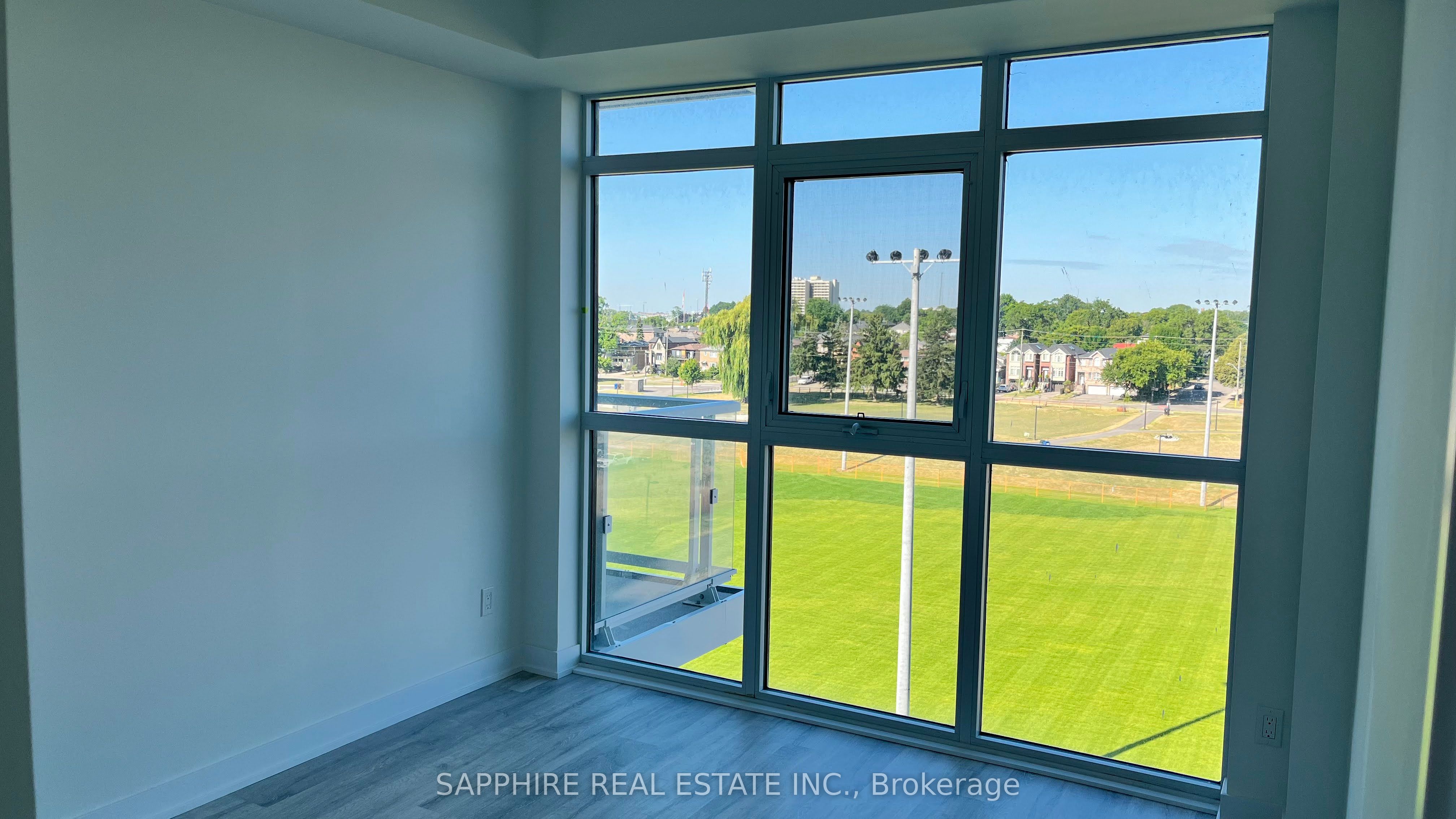 MLS #W12369352 image #15