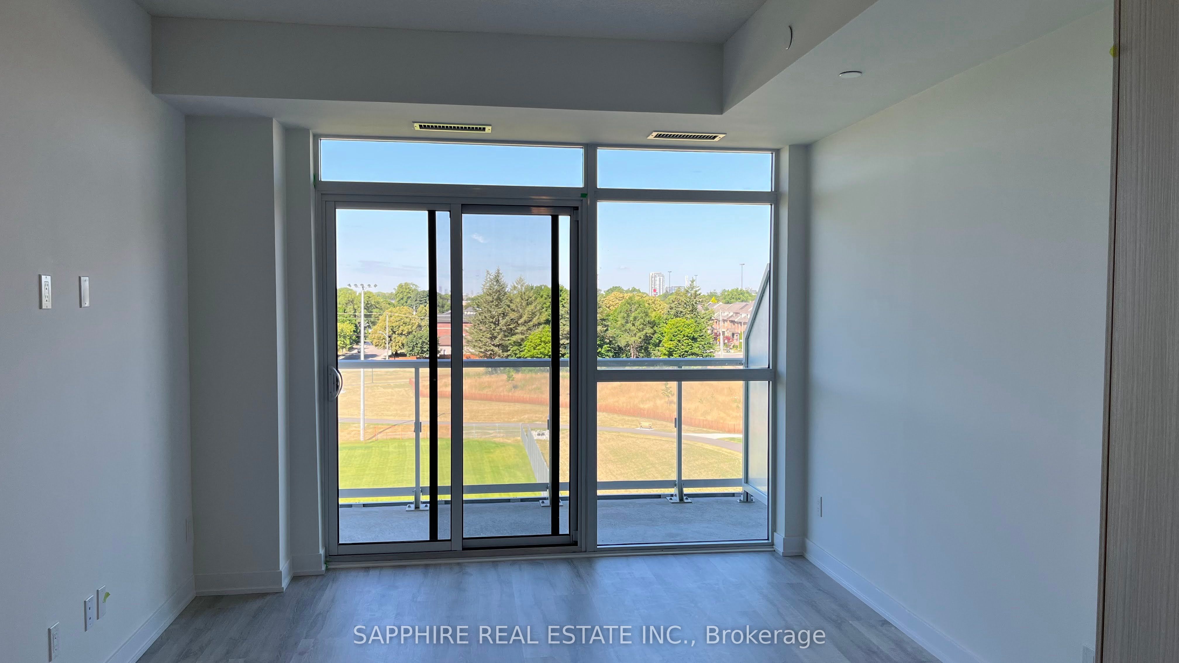 MLS #W12369352 image #20