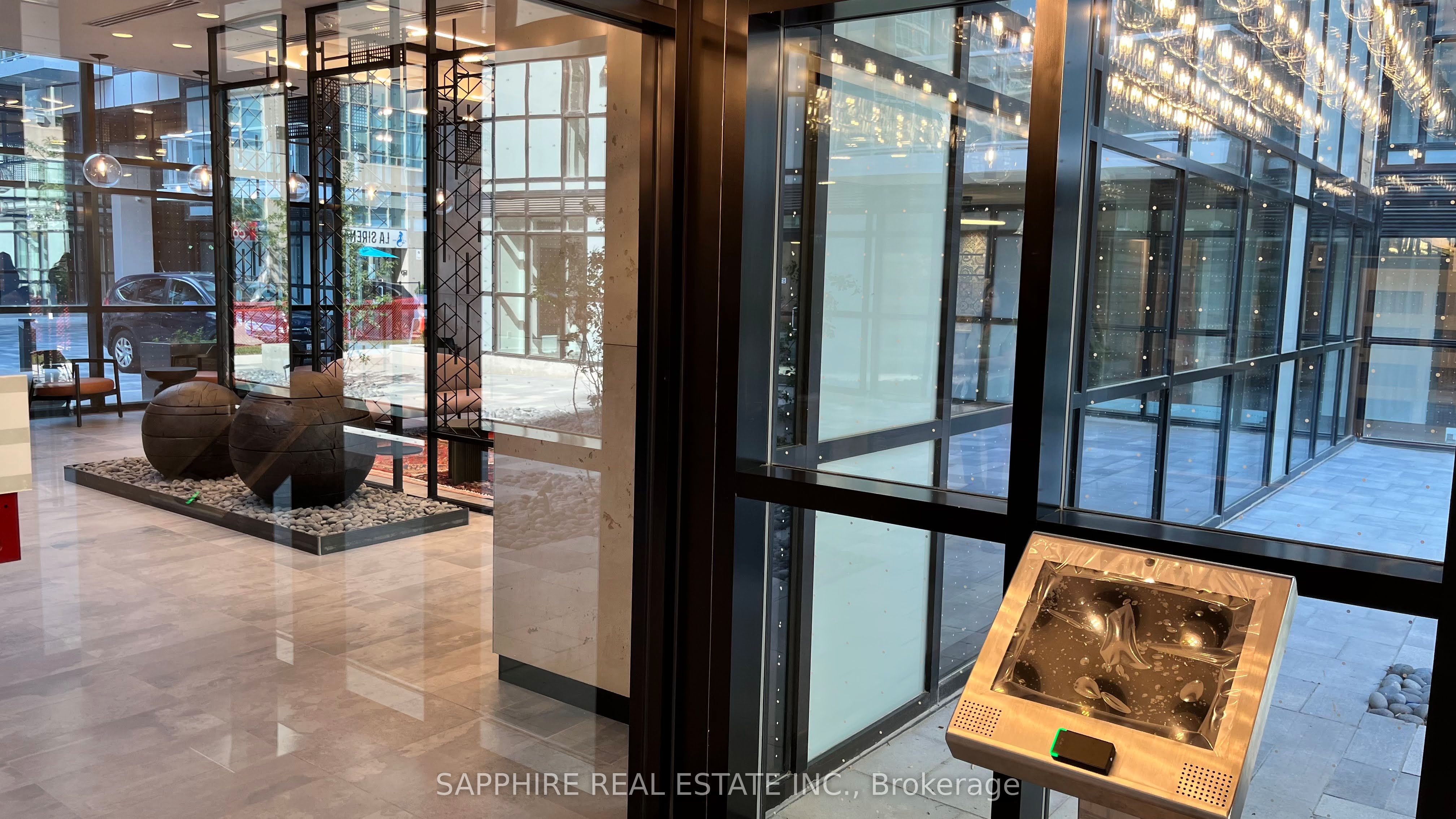 MLS #W12369352 image #27