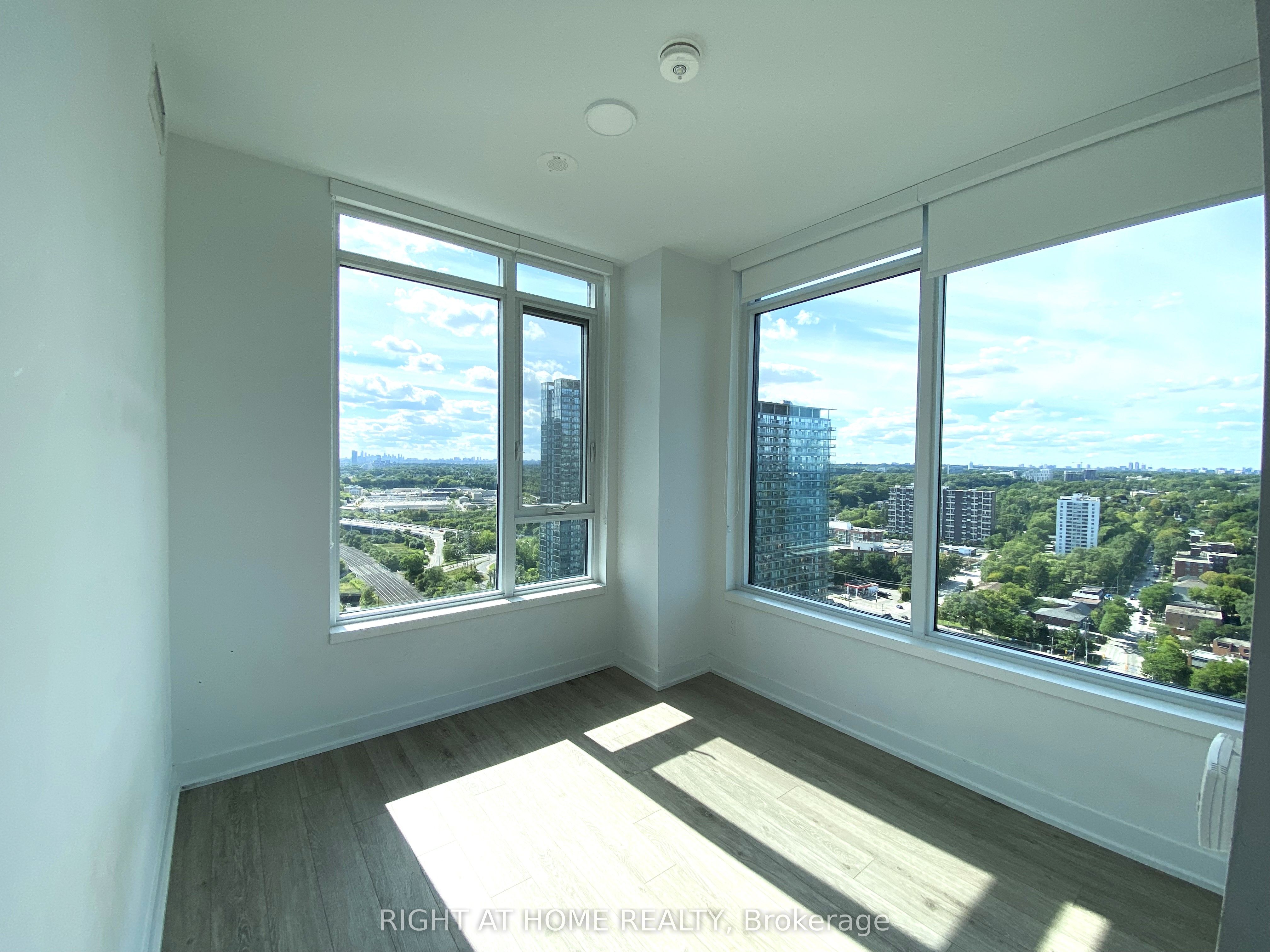 MLS #W12369575 image #16