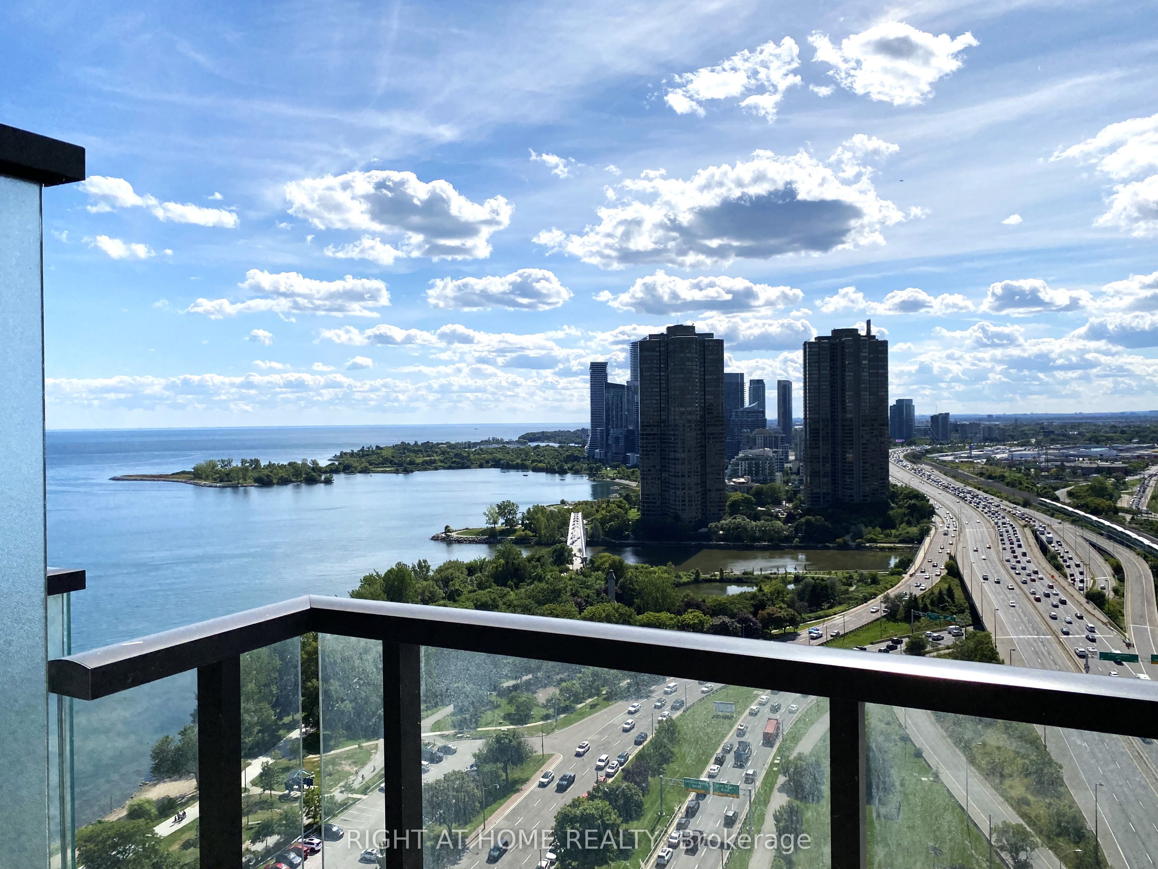 MLS #W12369575 image #6