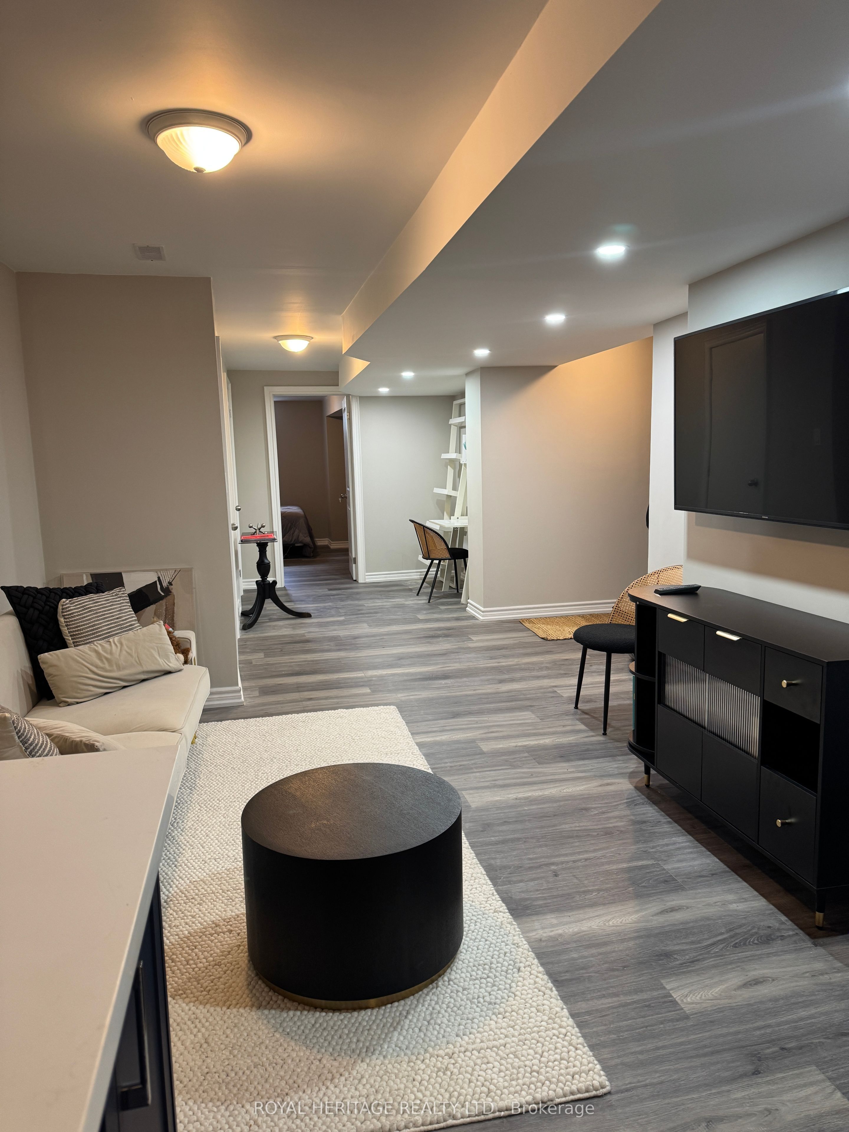 MLS #W12369807 image #9