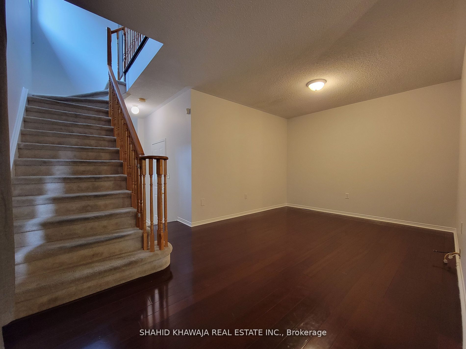 MLS #W12370368 image #8