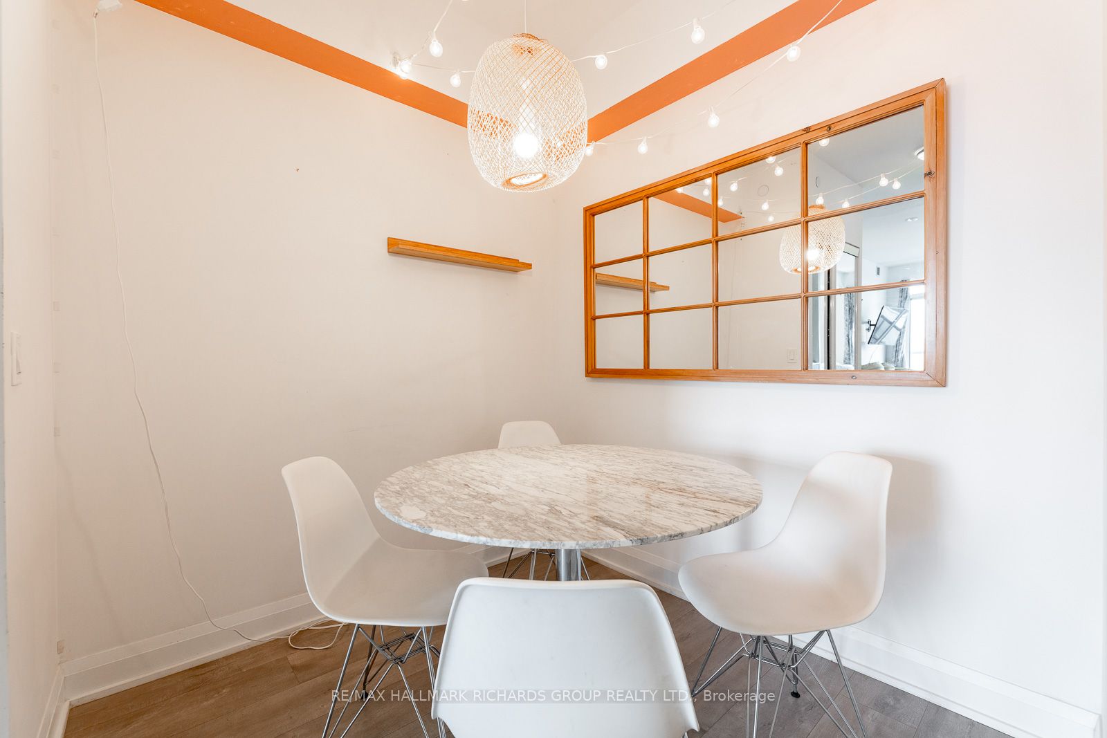 MLS #W12370890 image #2