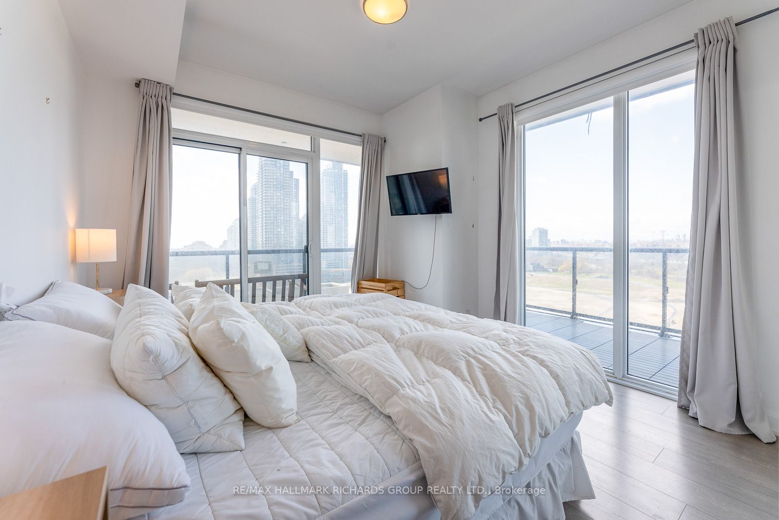 MLS #W12370890 image #9