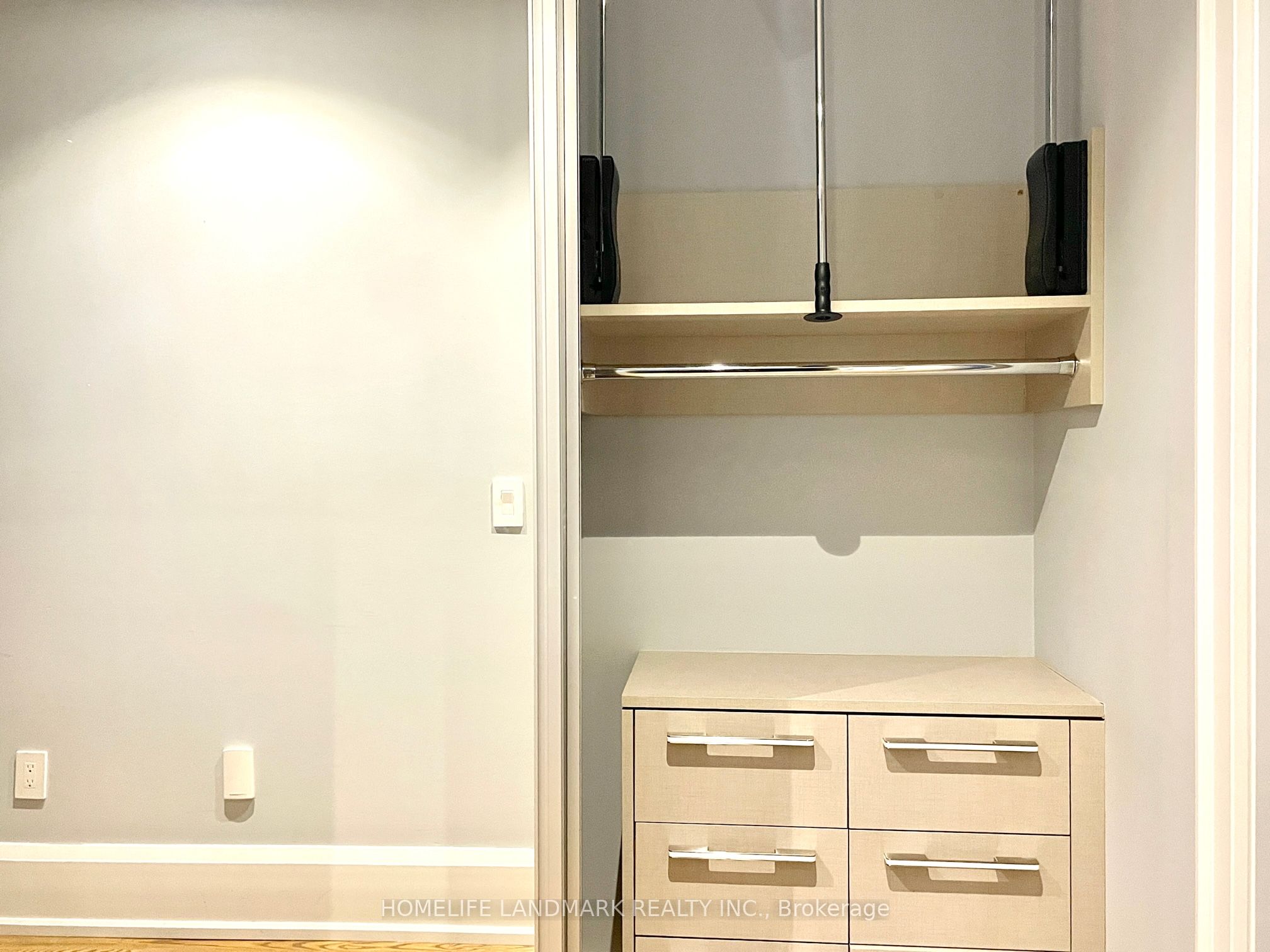 MLS #W12371401 image #5