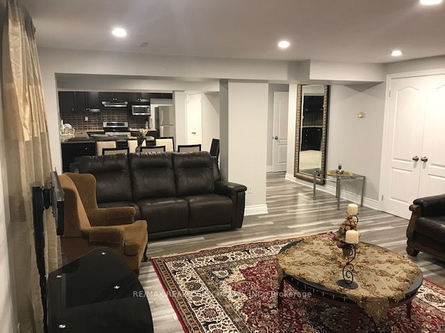 MLS #W12371421 image #2