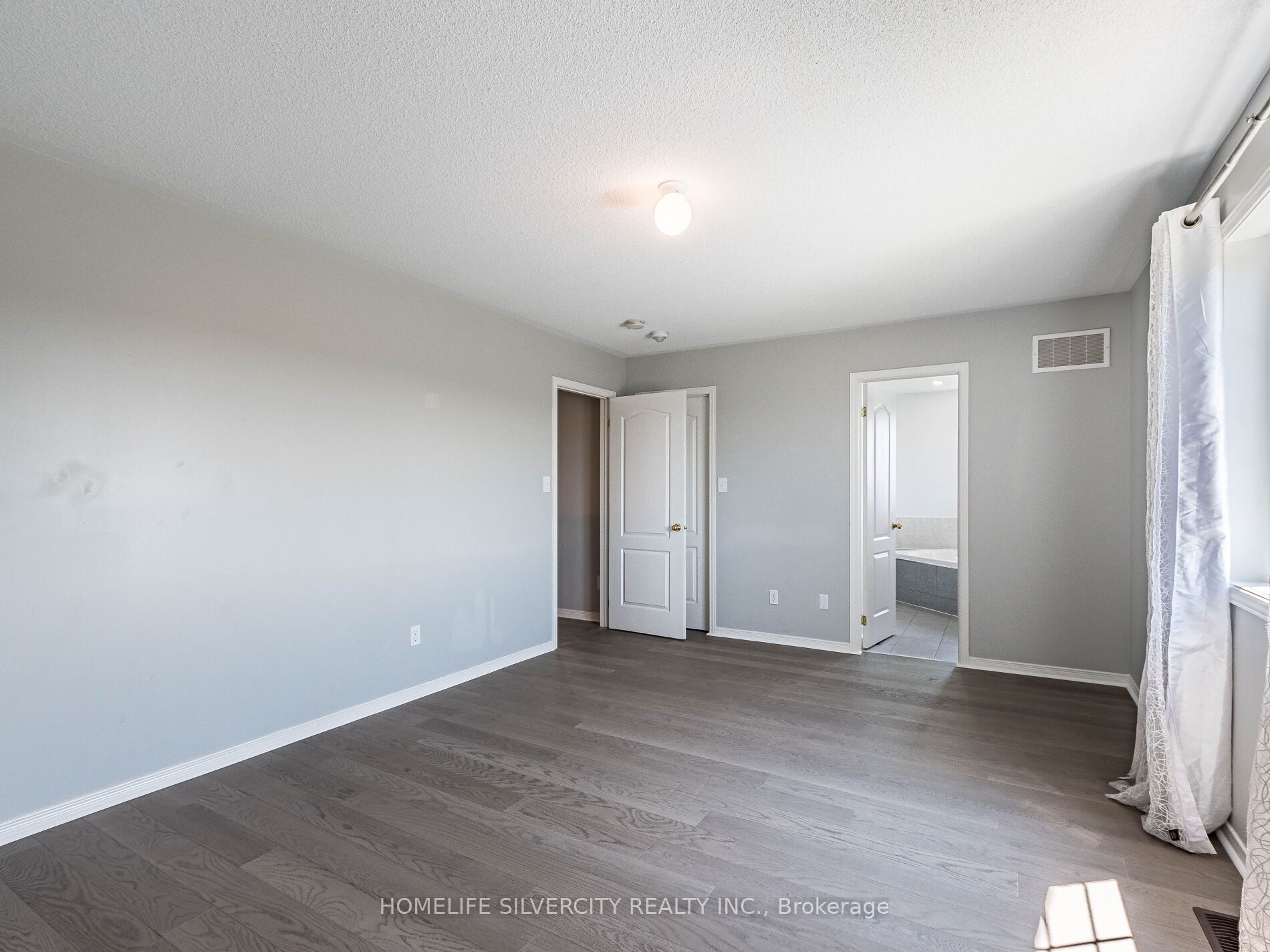 MLS #W12371729 image #25