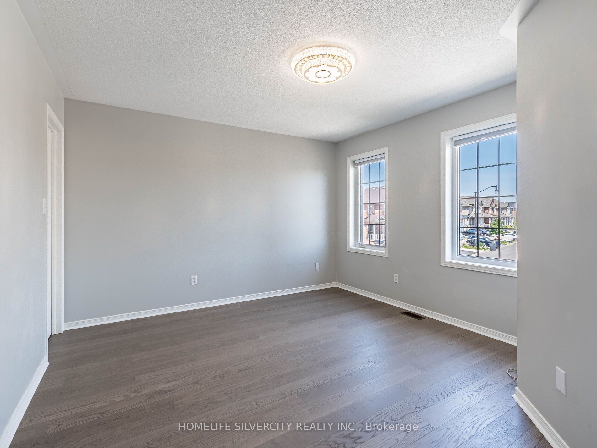 MLS #W12371729 image #27