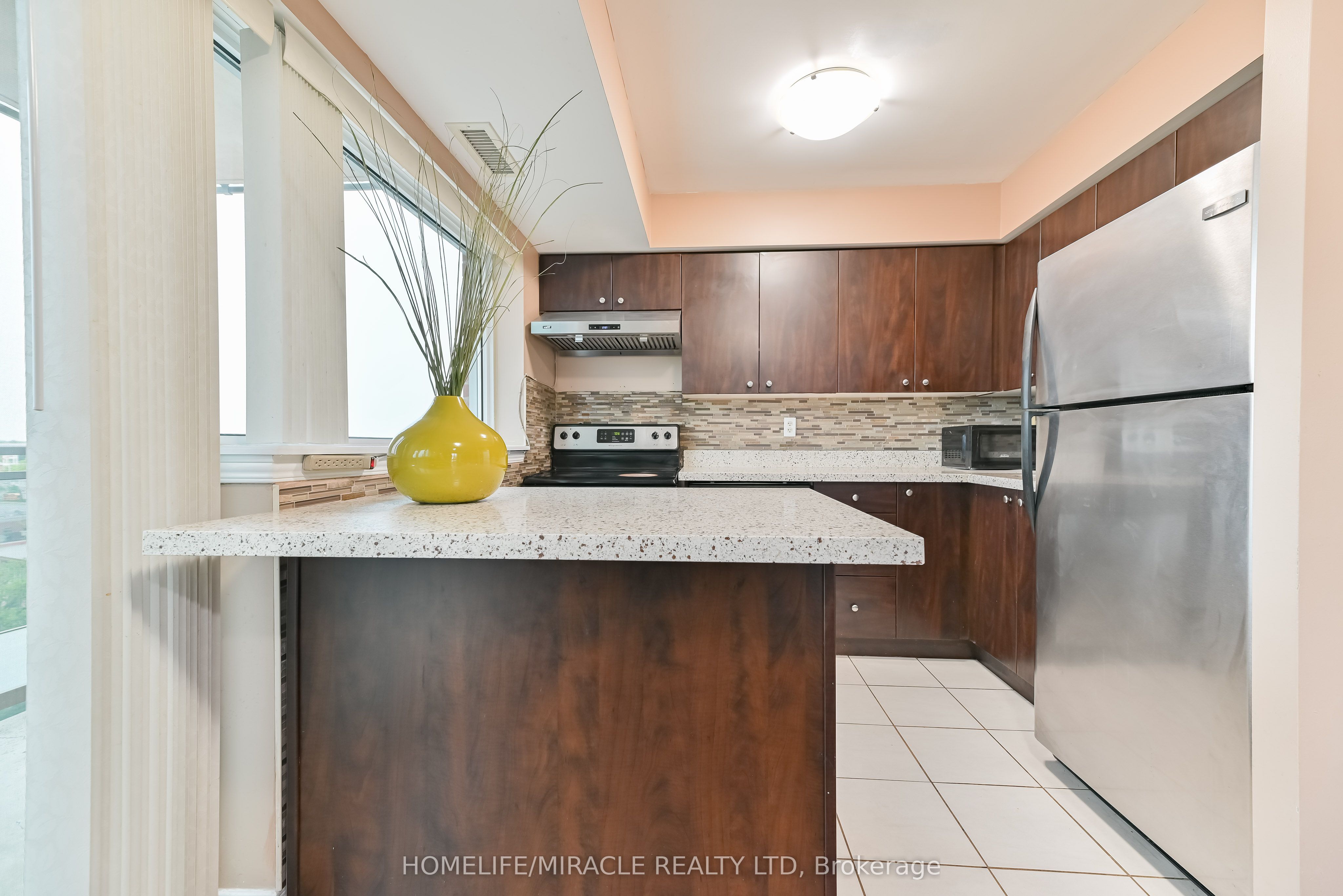 MLS #W12371737 image #11