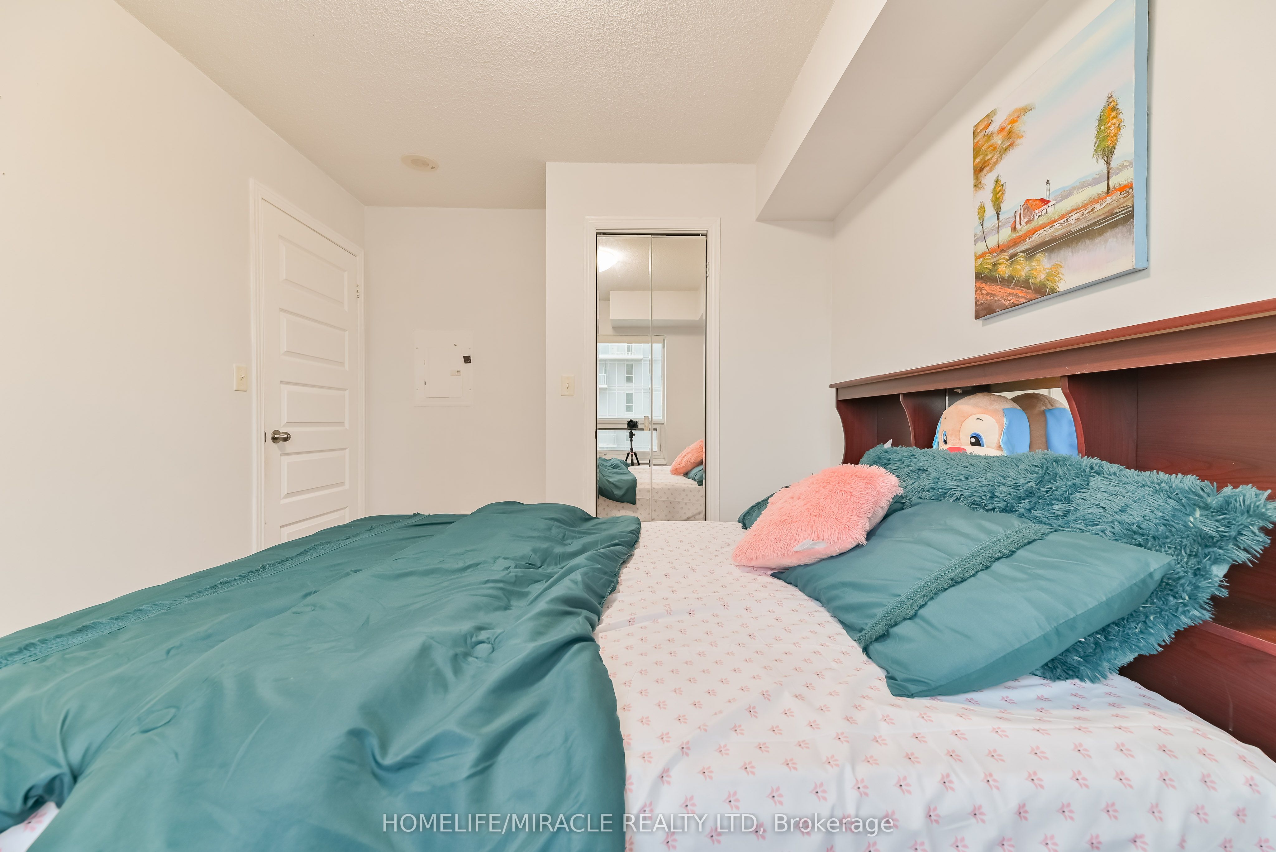 MLS #W12371737 image #18