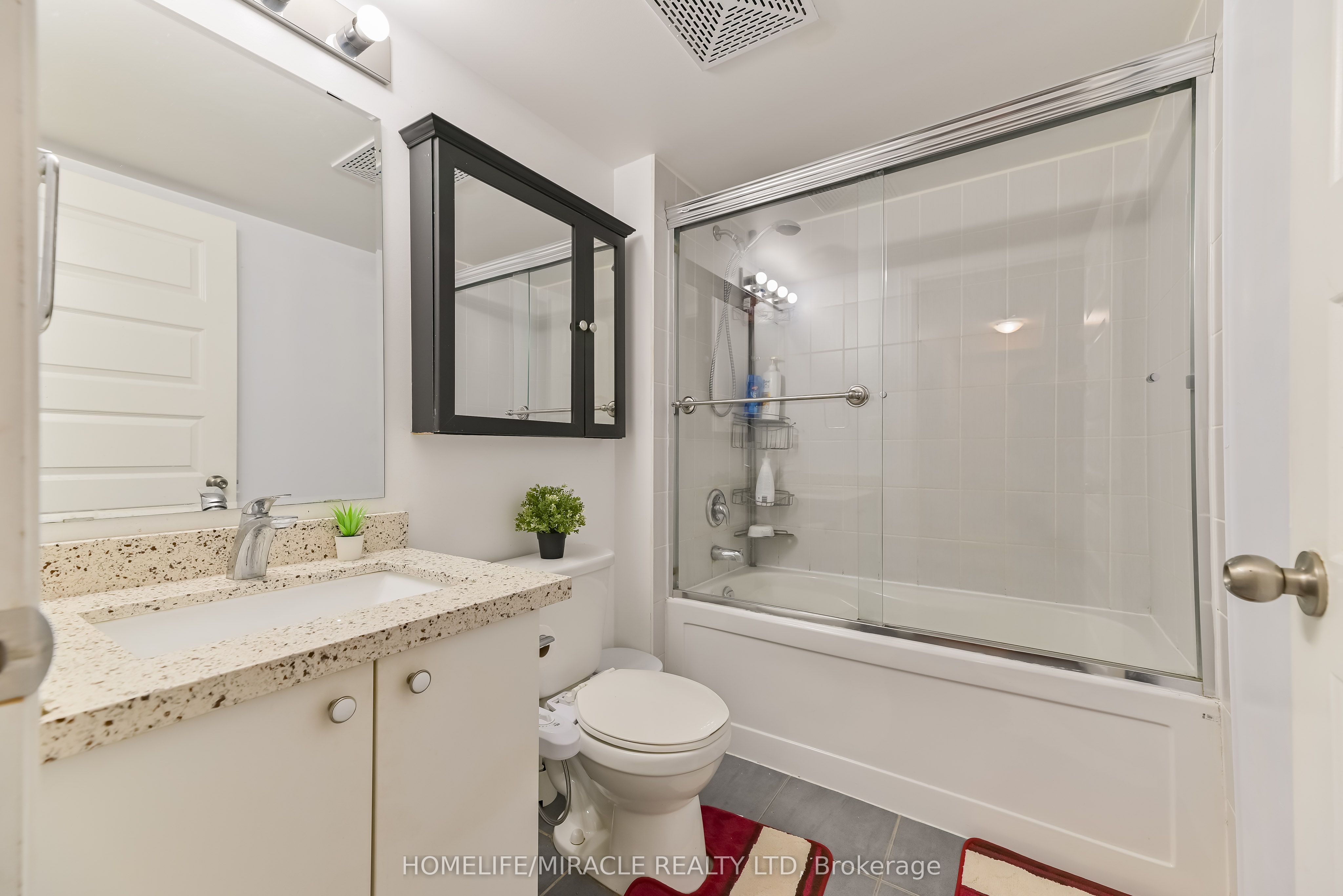 MLS #W12371737 image #25