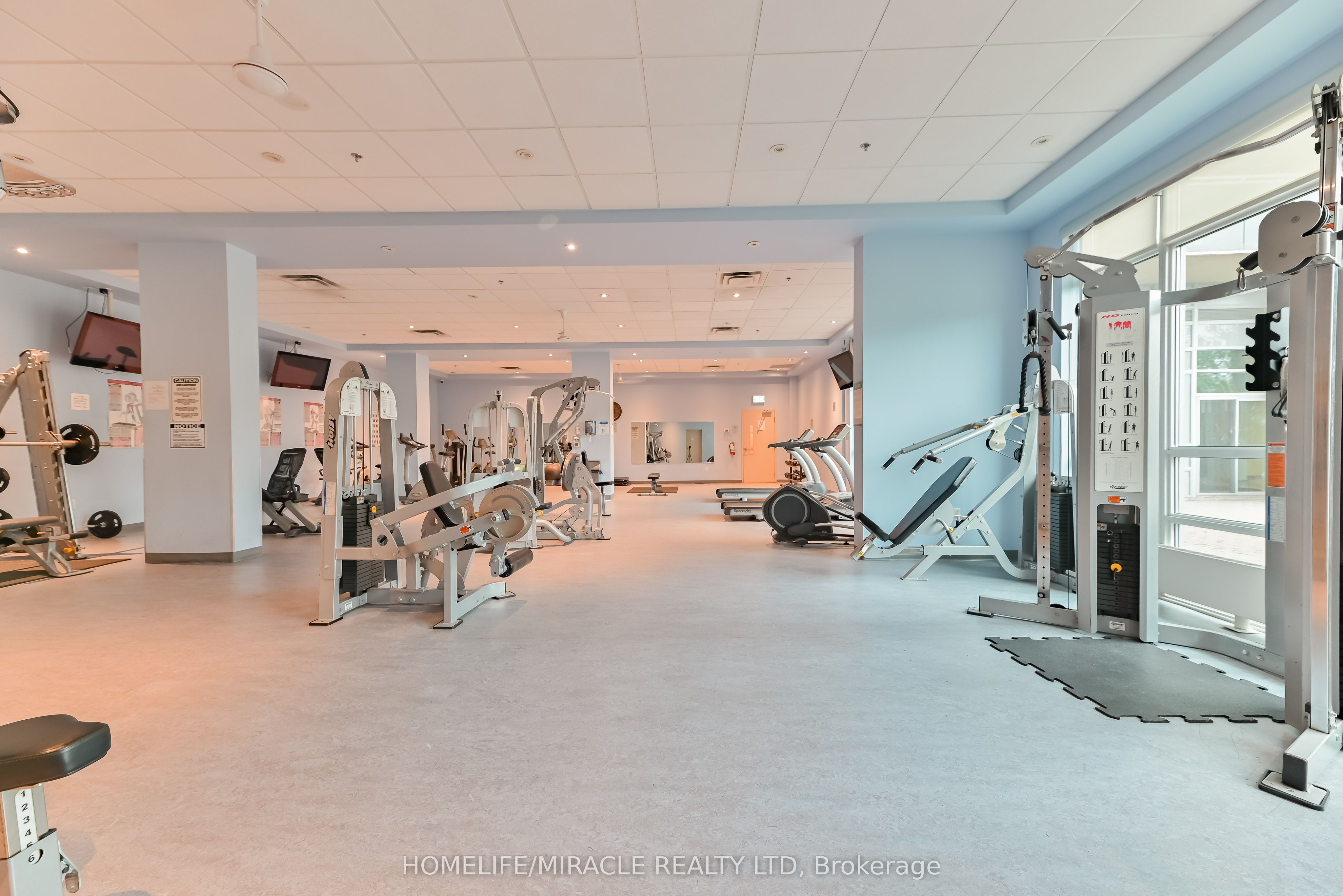 MLS #W12371737 image #35