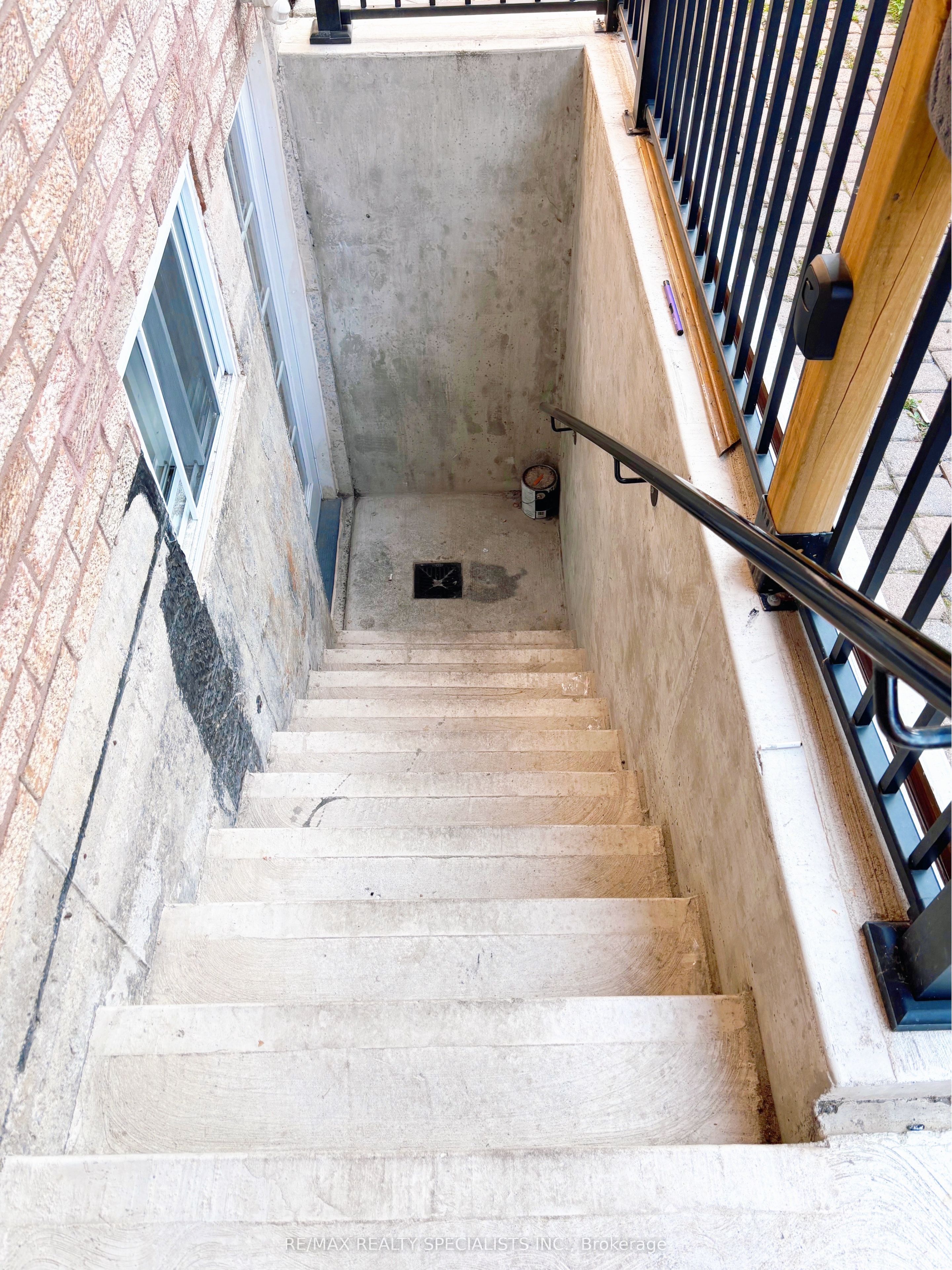 MLS #W12371876 image #2