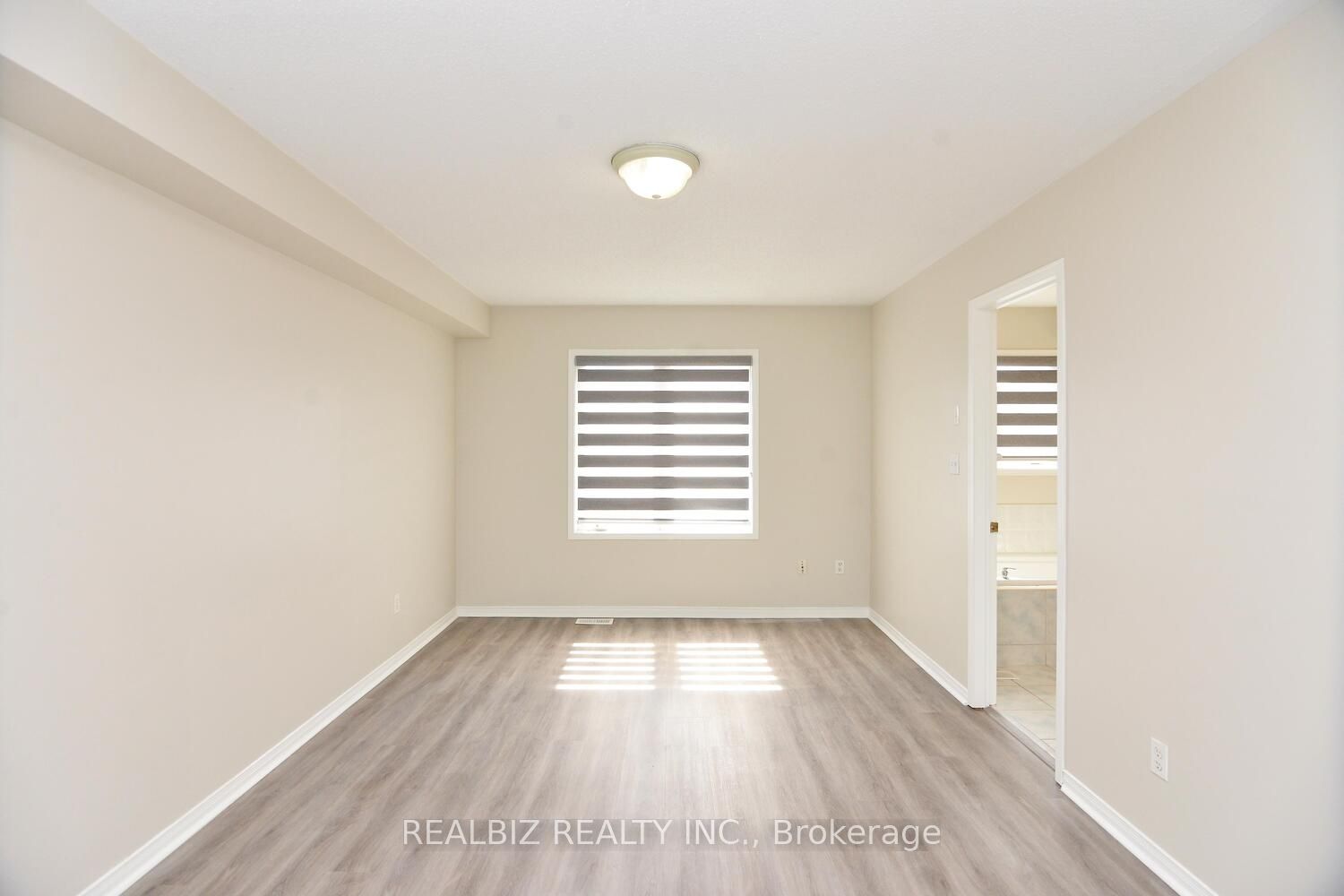 MLS #W12372038 image #11