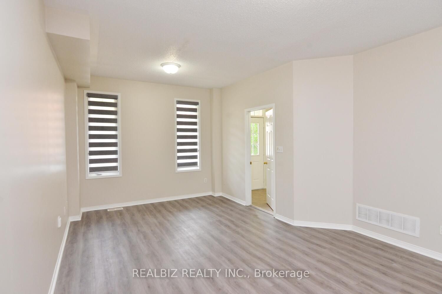 MLS #W12372038 image #21