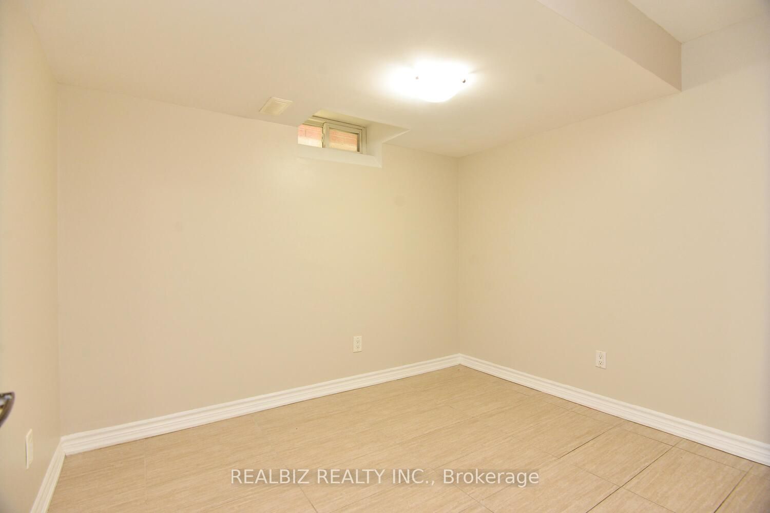 MLS #W12372038 image #30