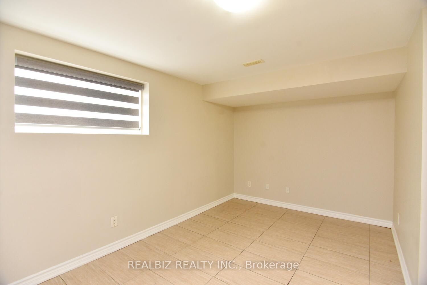 MLS #W12372038 image #33