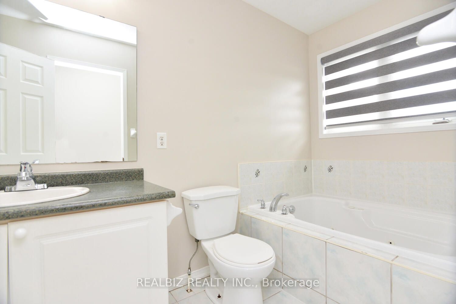 MLS #W12372038 image #42