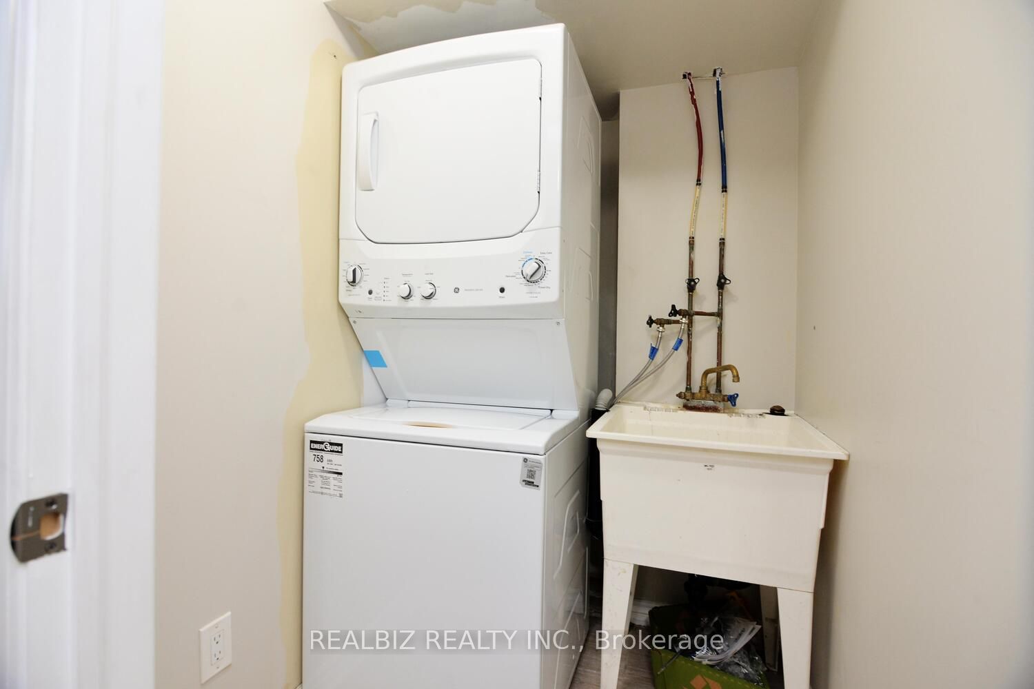 MLS #W12372038 image #48