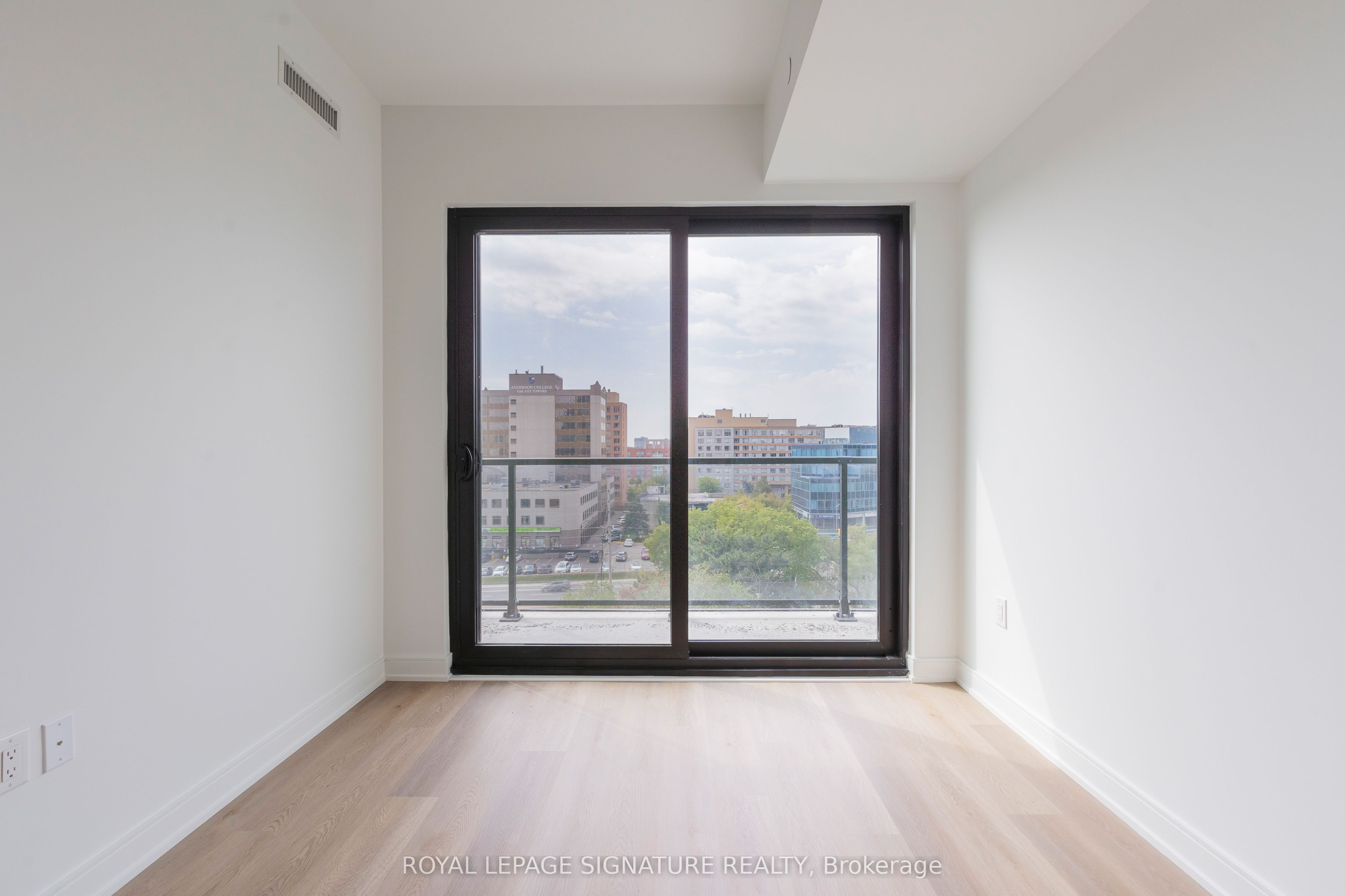 MLS #W12372746 image #10