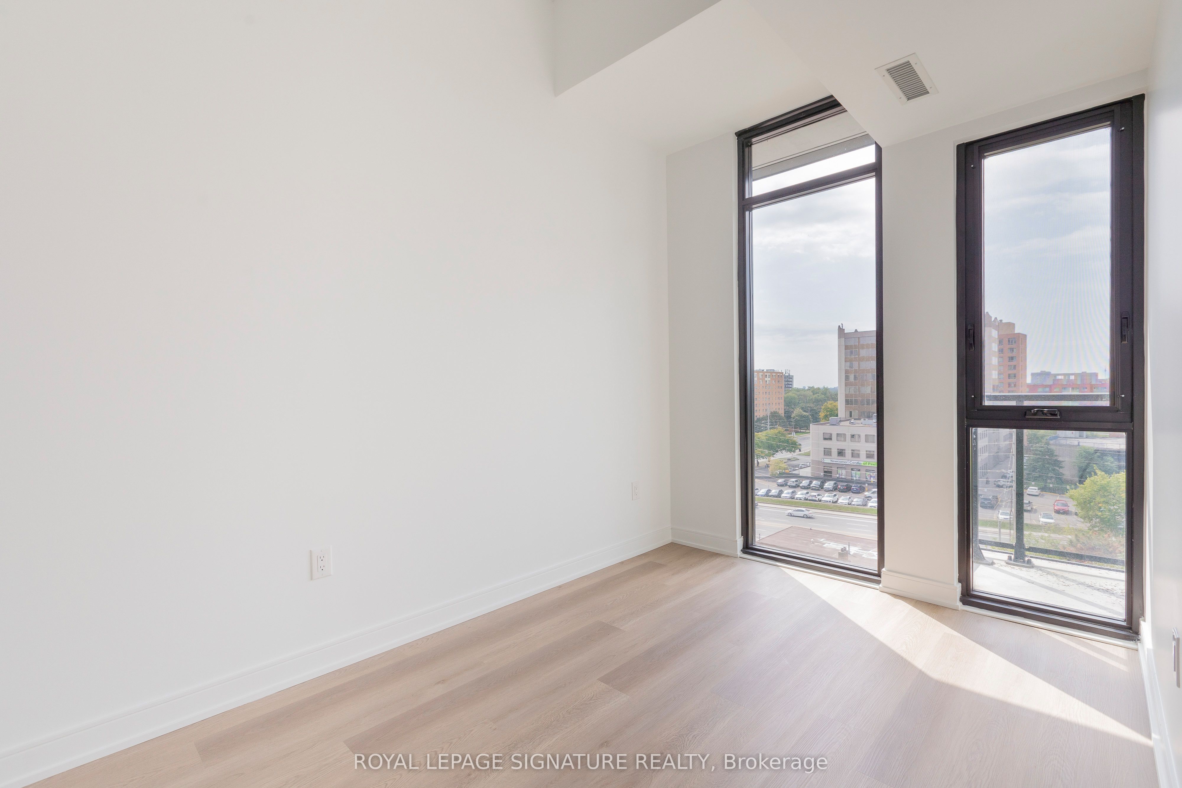 MLS #W12372746 image #14