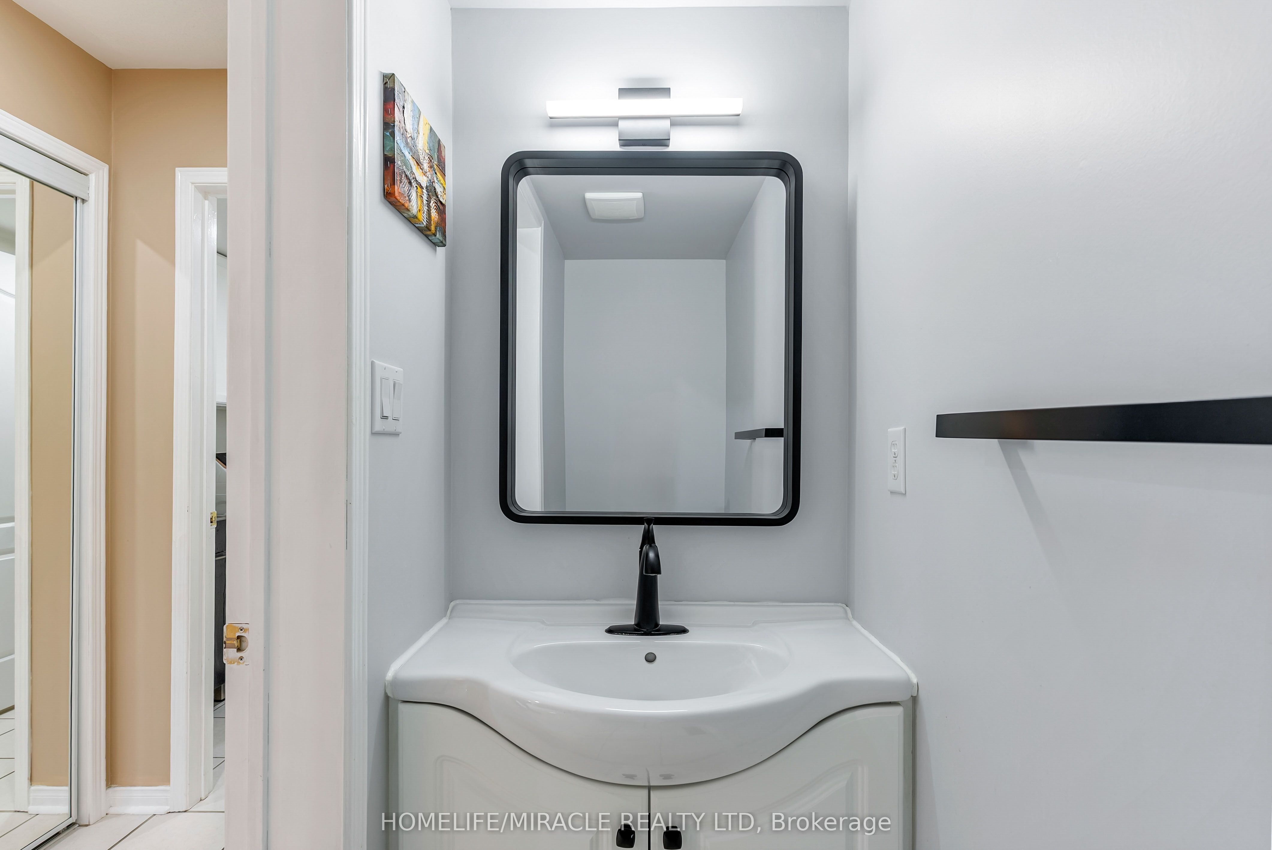 MLS #W12372789 image #10