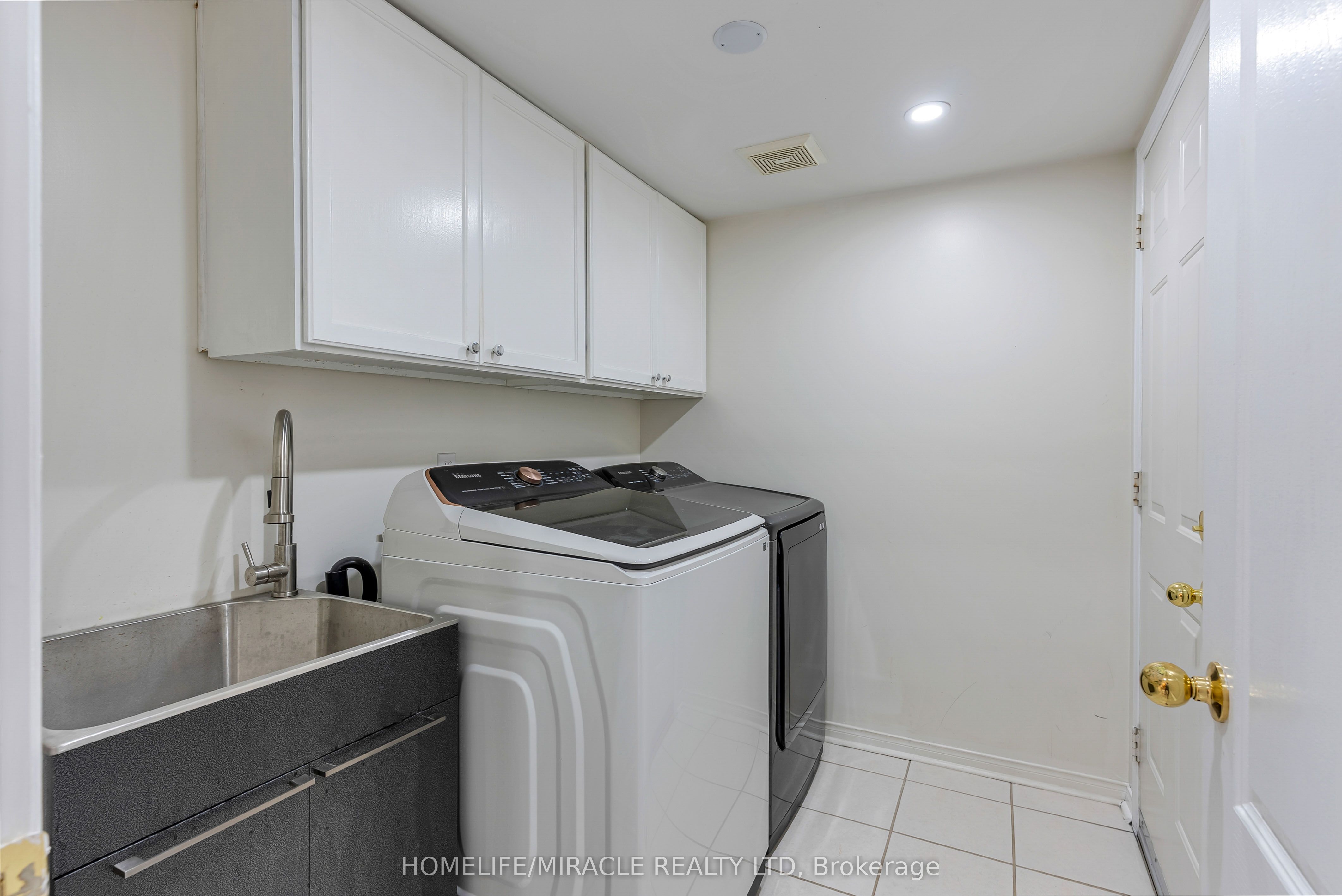 MLS #W12372789 image #11