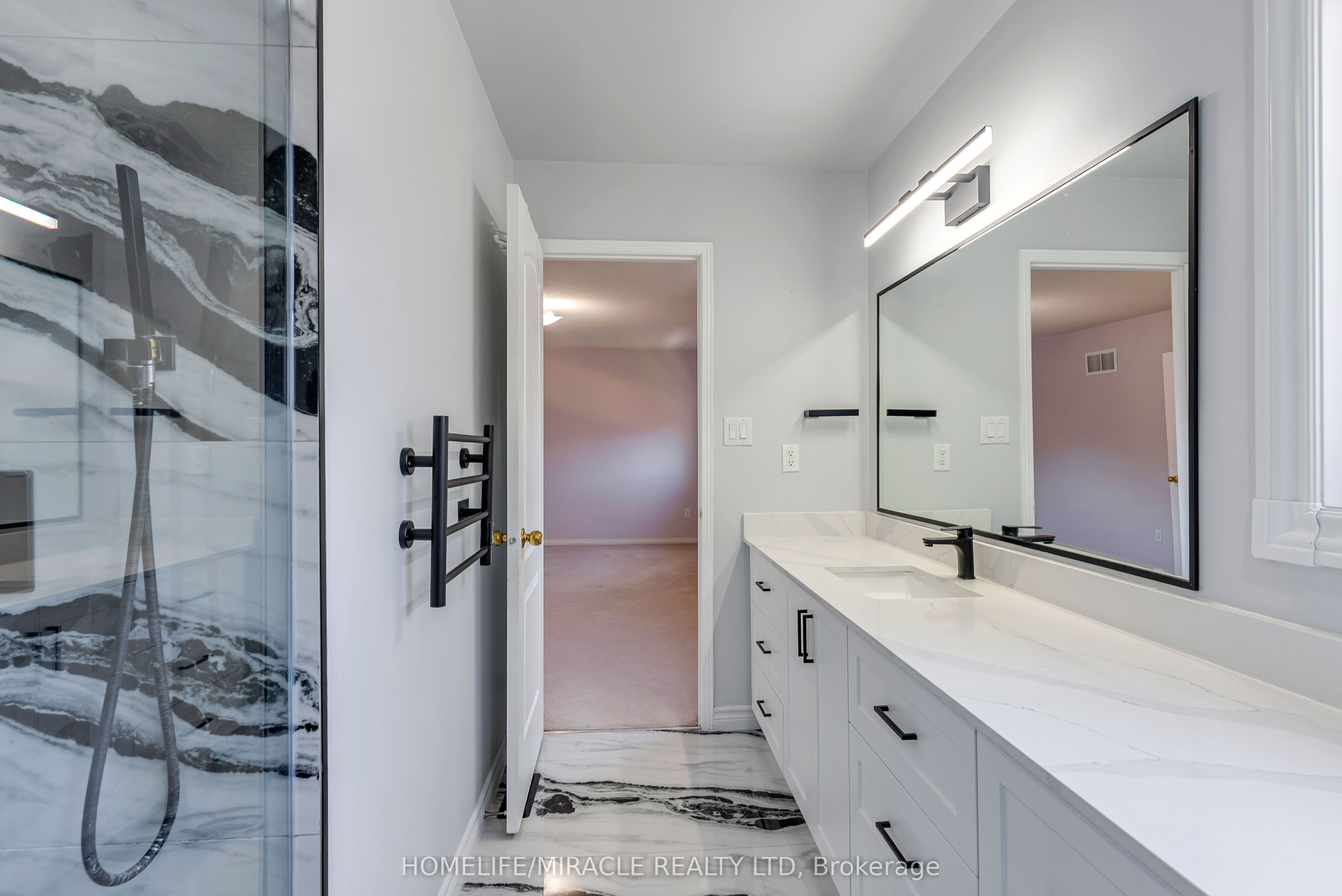 MLS #W12372789 image #18