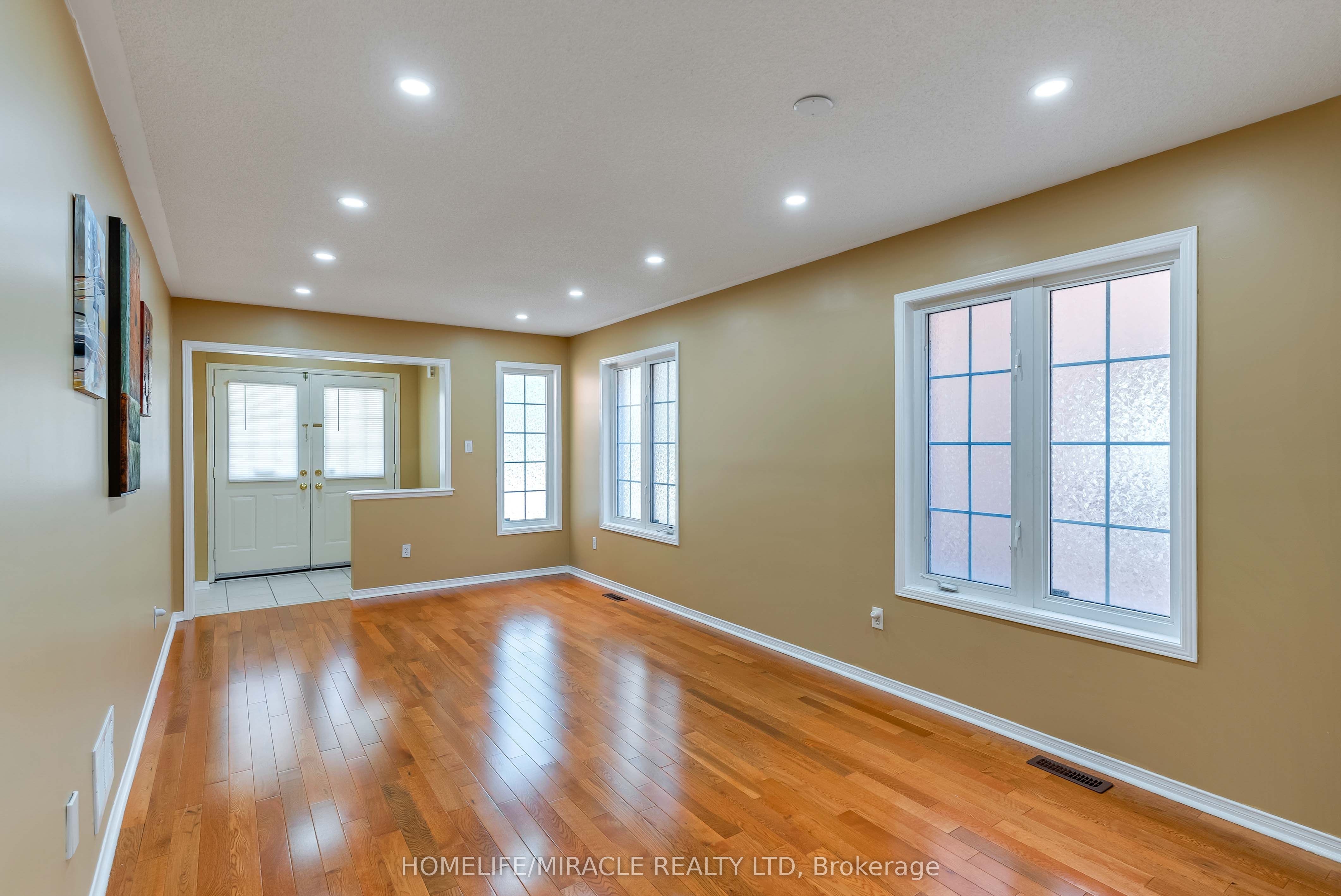 MLS #W12372789 image #3