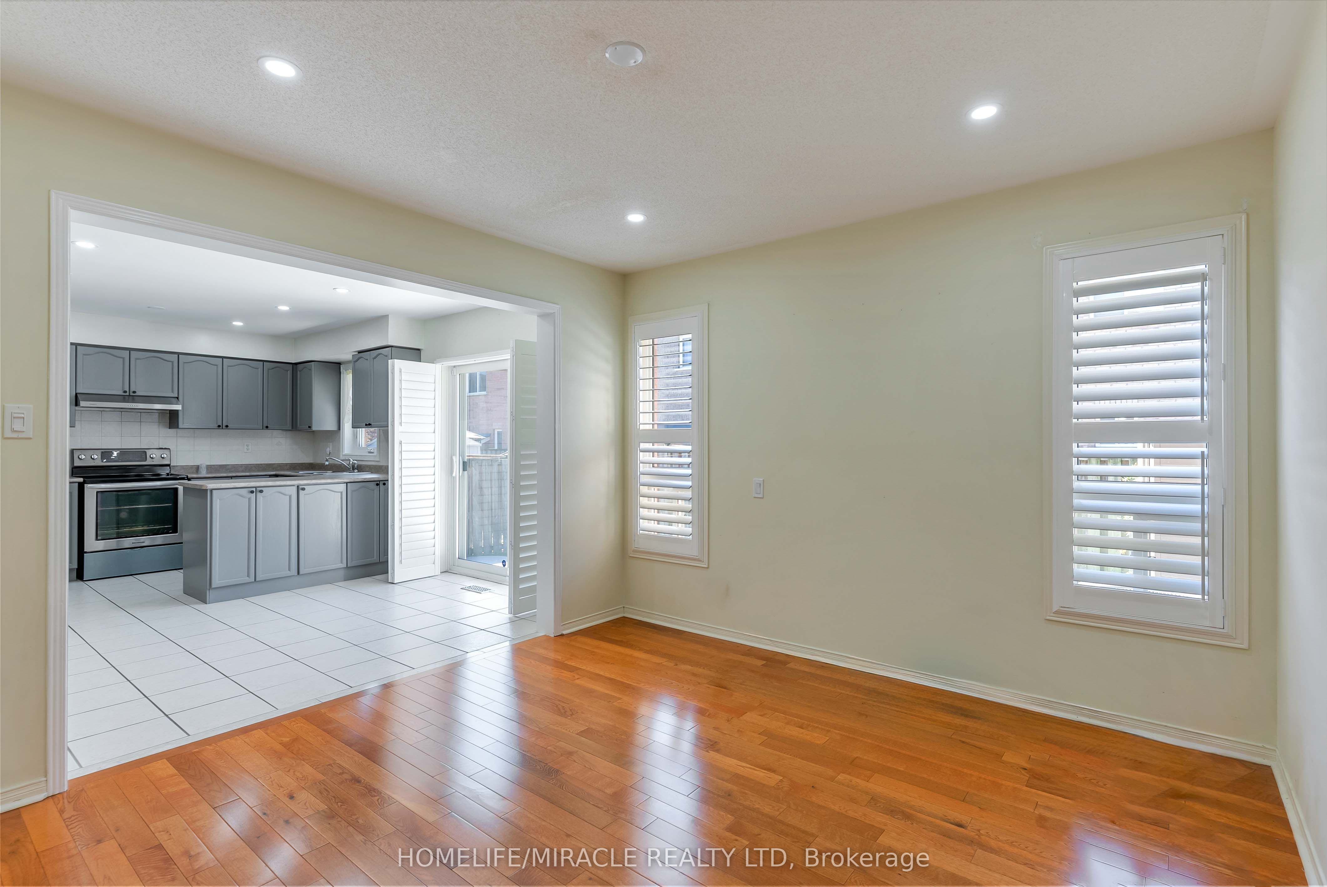 MLS #W12372789 image #9